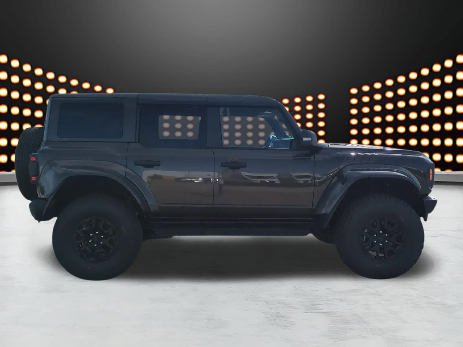 Thumbnail: 2025 Ford Bronco - 9