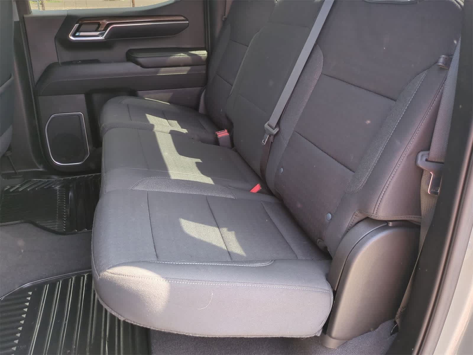 Thumbnail: 2023 Chevrolet Silverado 1500 - 23