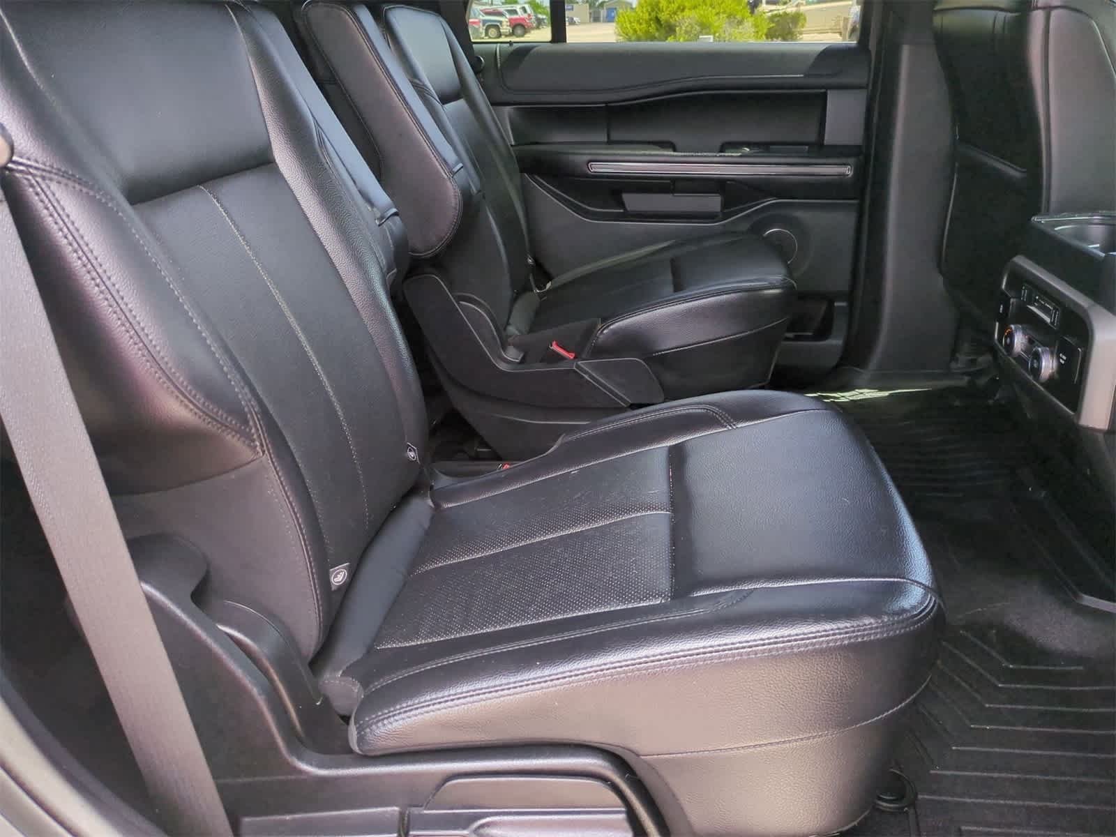 2020 Ford Expedition XLT 27