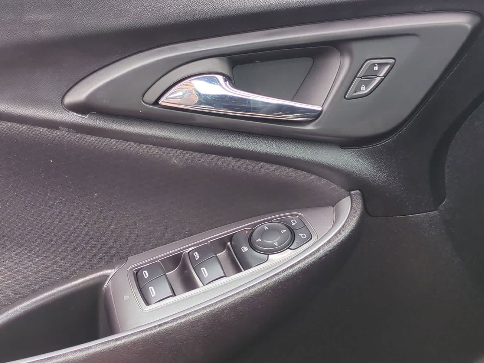 Thumbnail: 2023 Chevrolet Malibu - 22