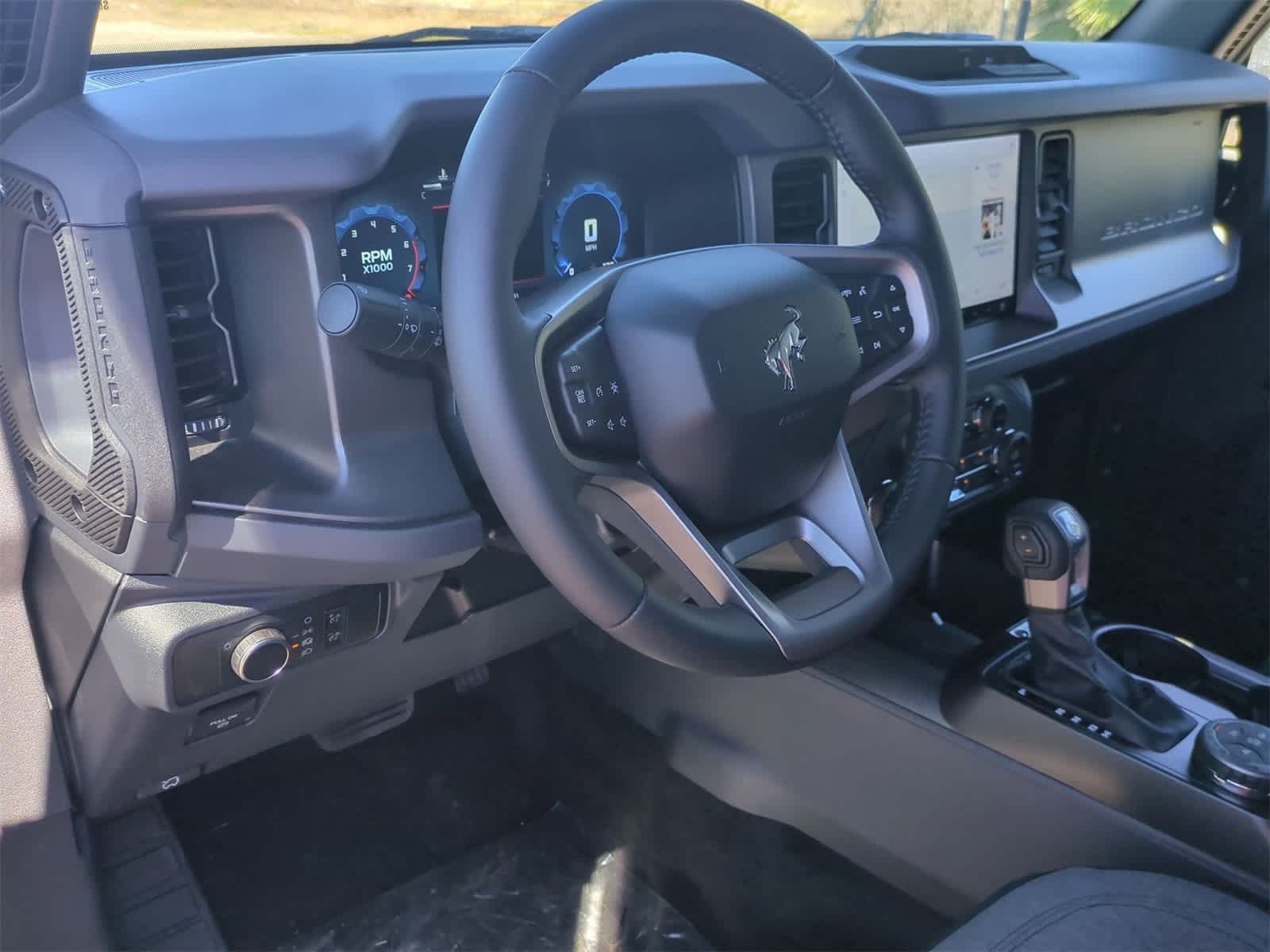 Thumbnail: 2025 Ford Bronco - 10