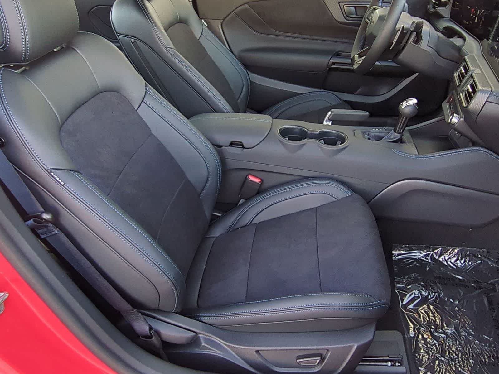 2025 Ford Mustang Dark Horse - Photo 26