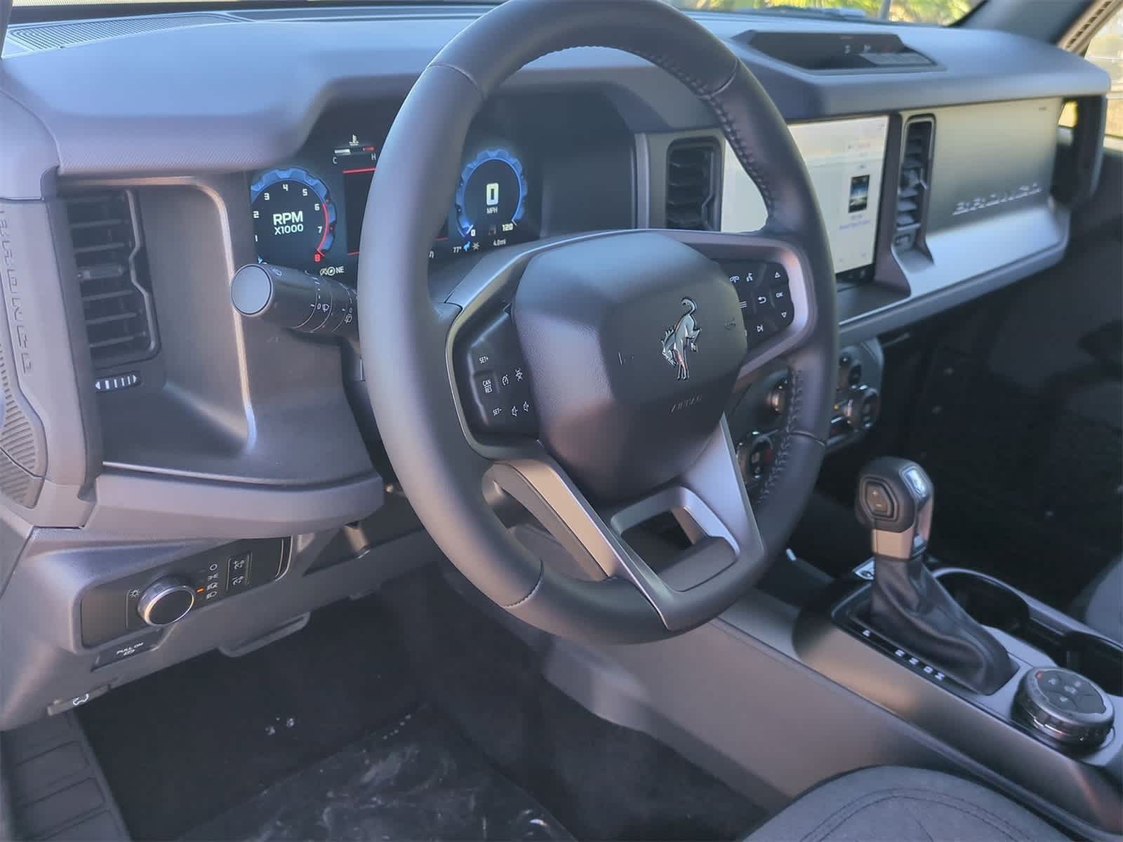 Thumbnail: 2025 Ford Bronco - 10