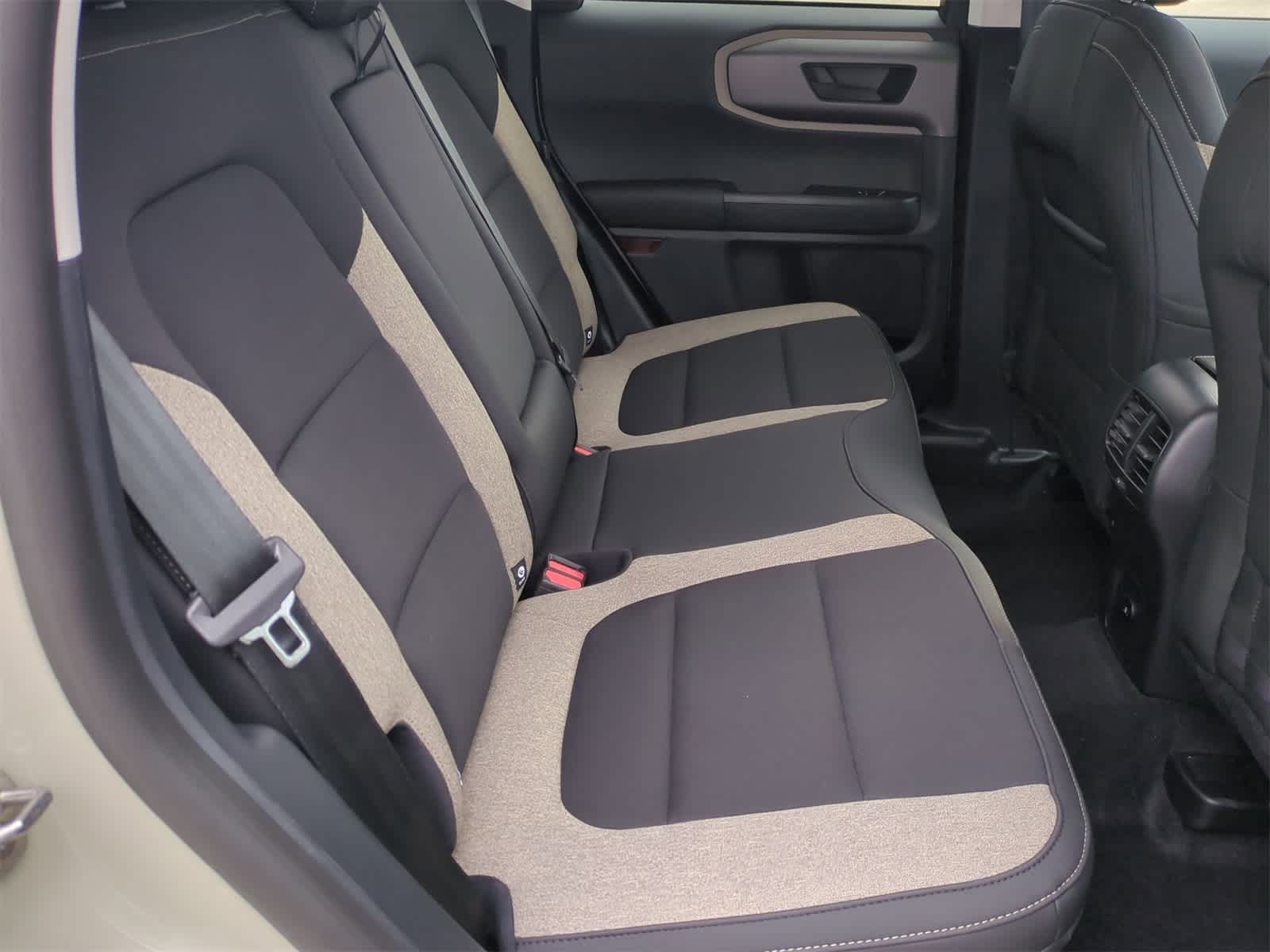 Thumbnail: 2025 Ford Bronco Sport - 25