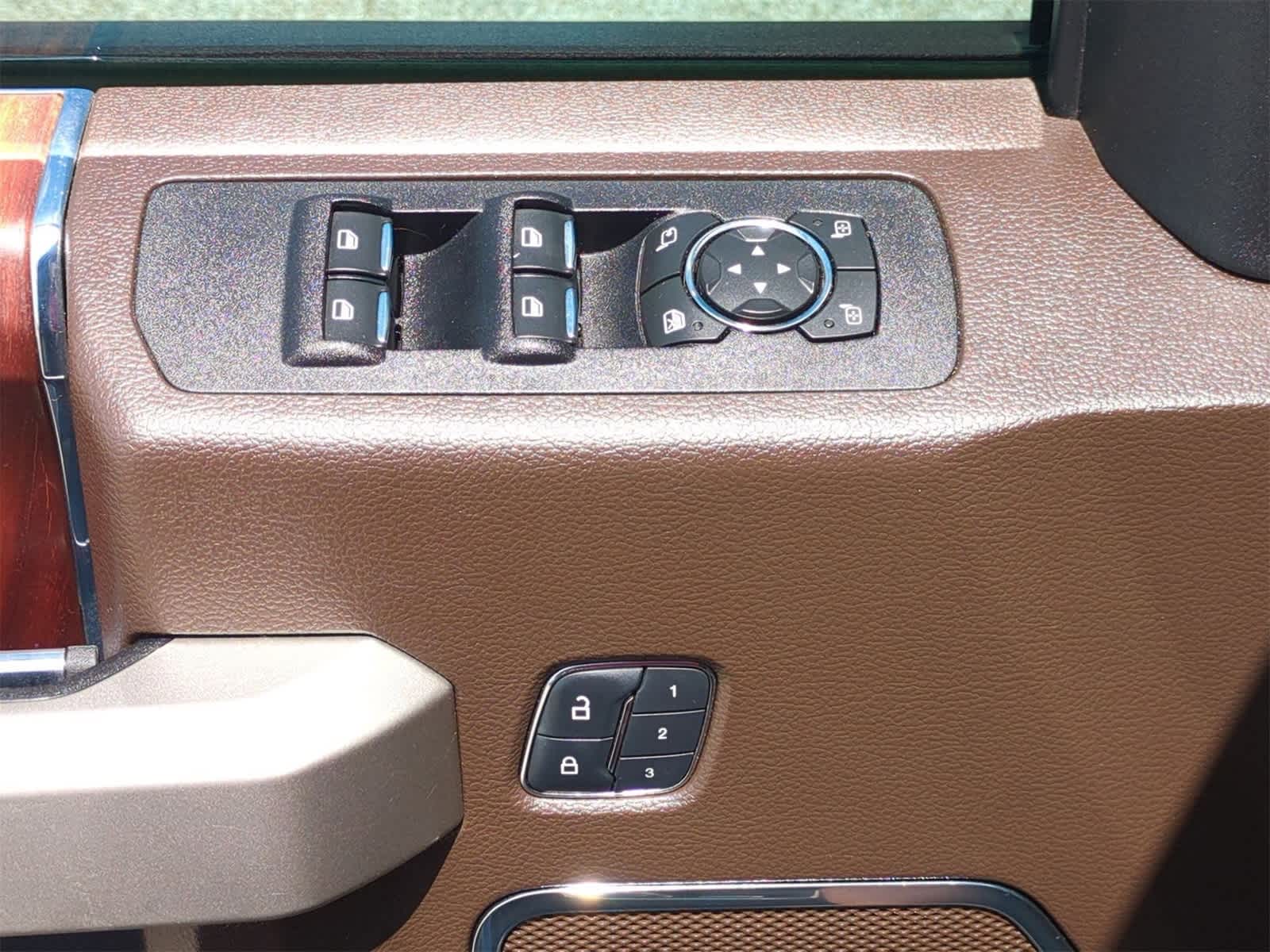 Thumbnail: 2016 Ford F-150 - 24