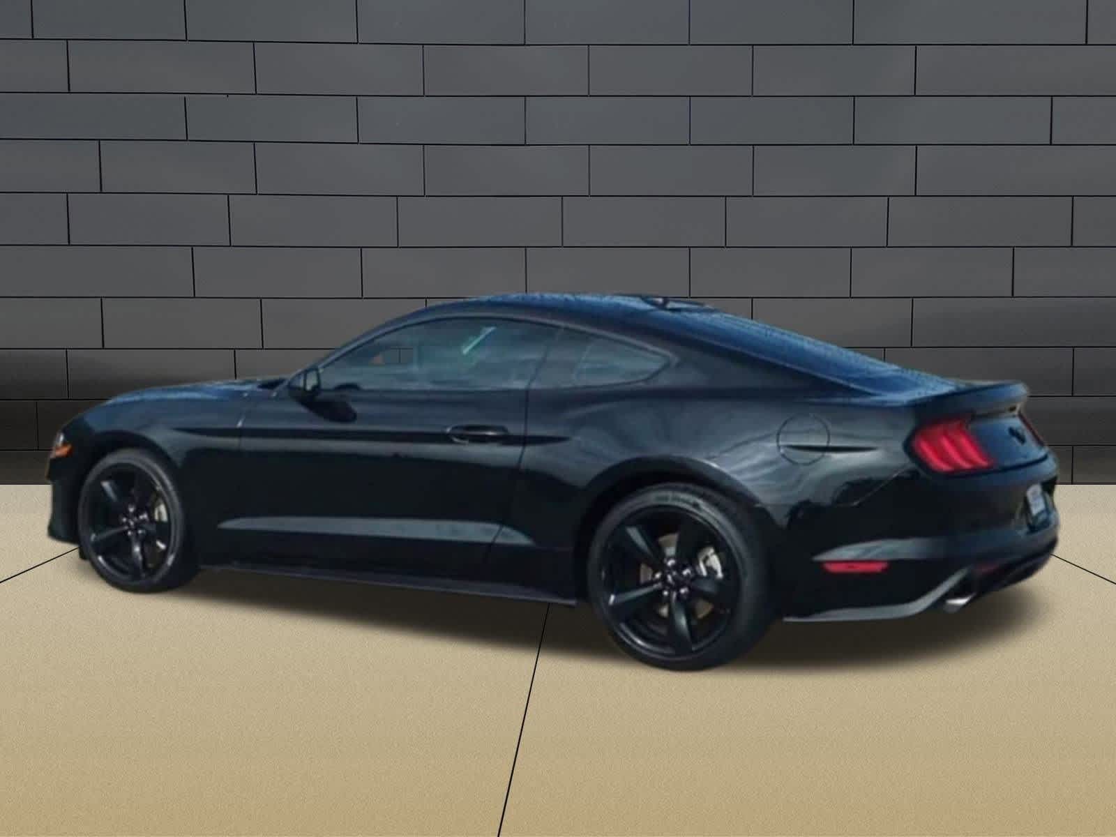 Thumbnail: 2022 Ford Mustang - 6
