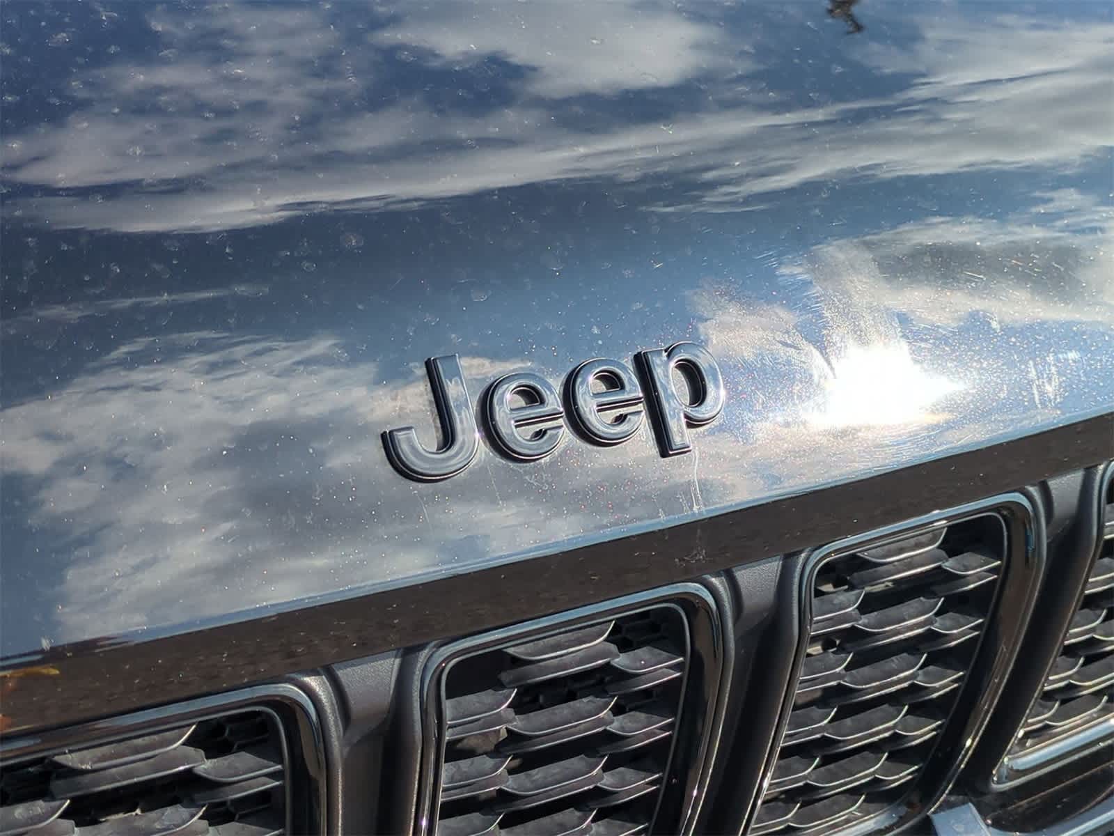 Thumbnail: 2023 Jeep Grand Cherokee - 30