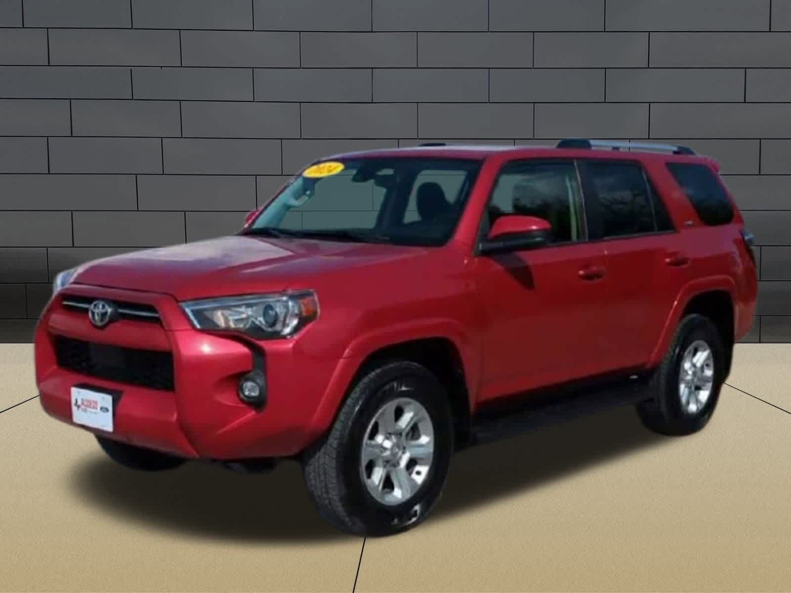 2024 Toyota 4Runner SR5 4WD photo 2