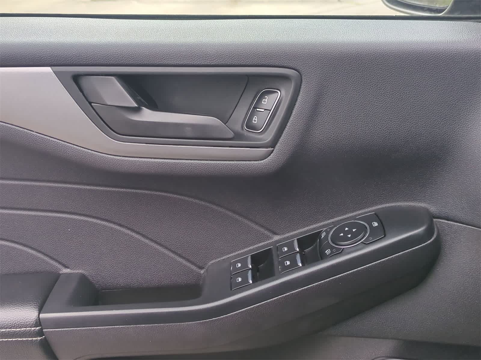 Thumbnail: 2024 Ford Escape - 22