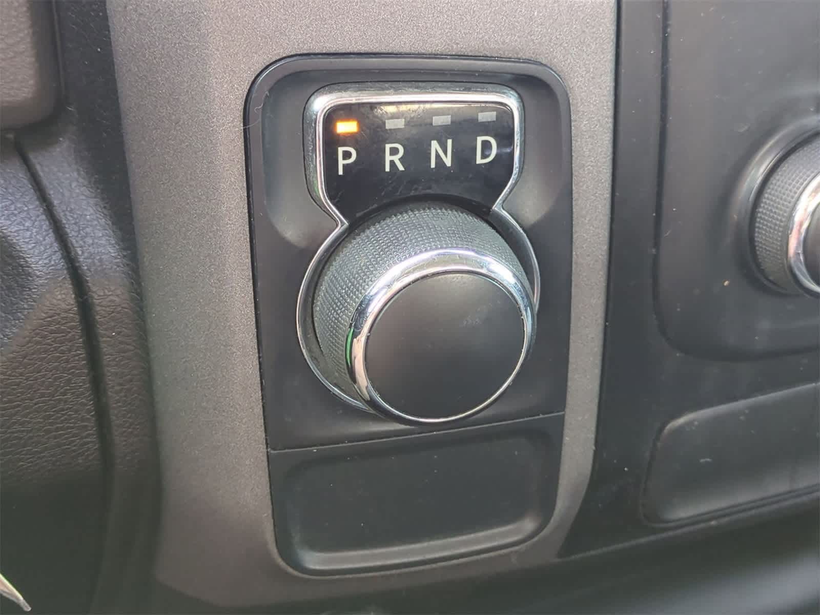 Thumbnail: 2020 RAM 1500 Classic - 15