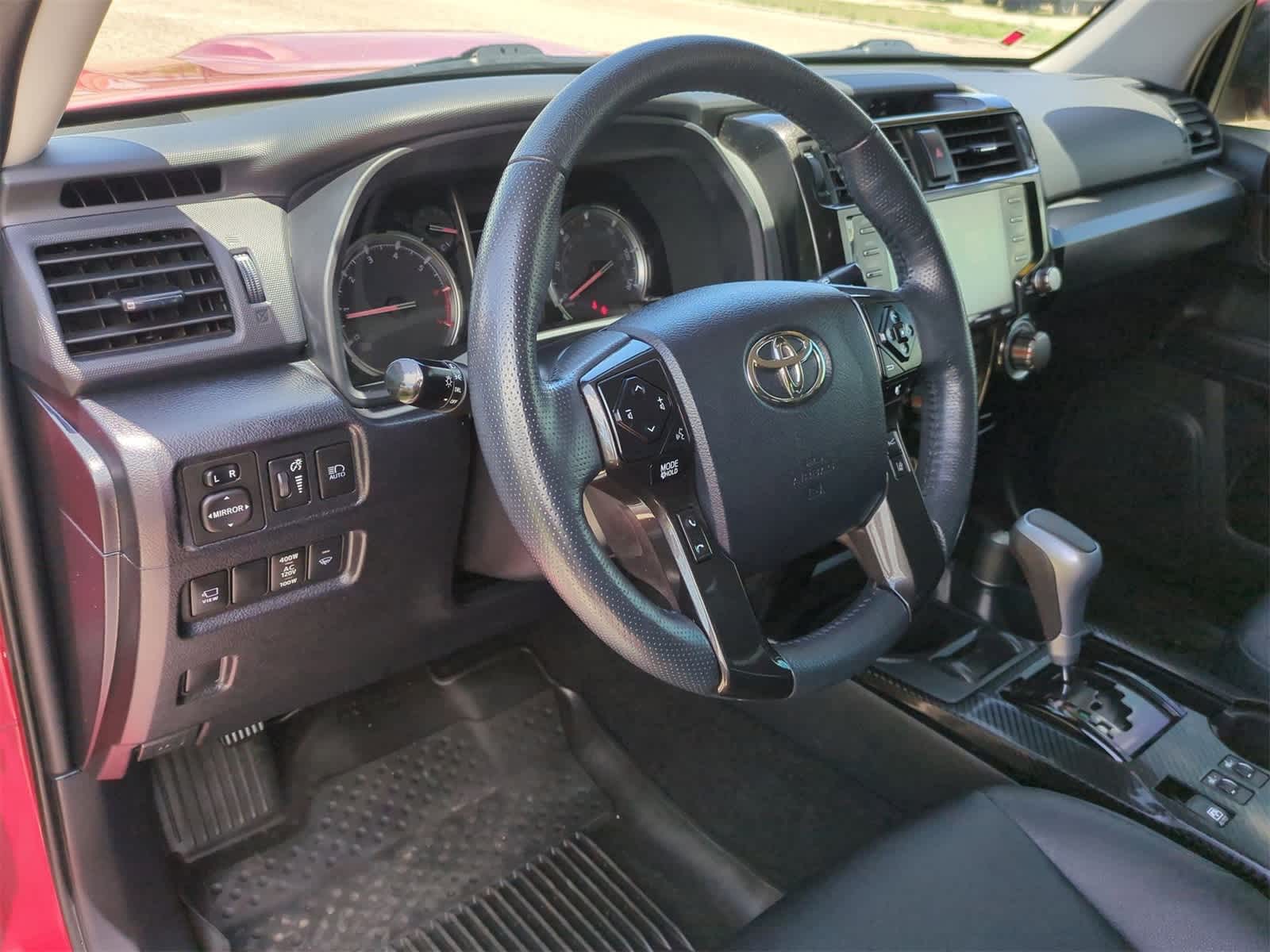 Thumbnail: 2023 Toyota 4Runner - 10
