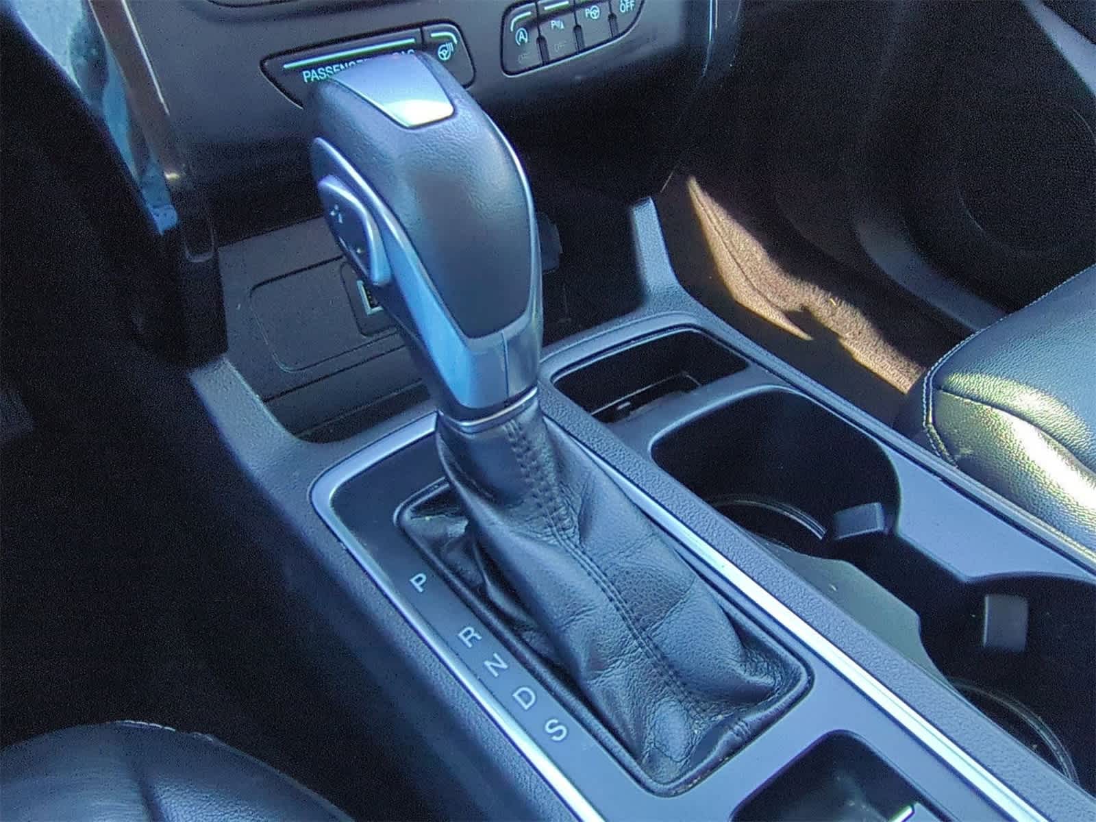 Thumbnail: 2019 Ford Escape - 16