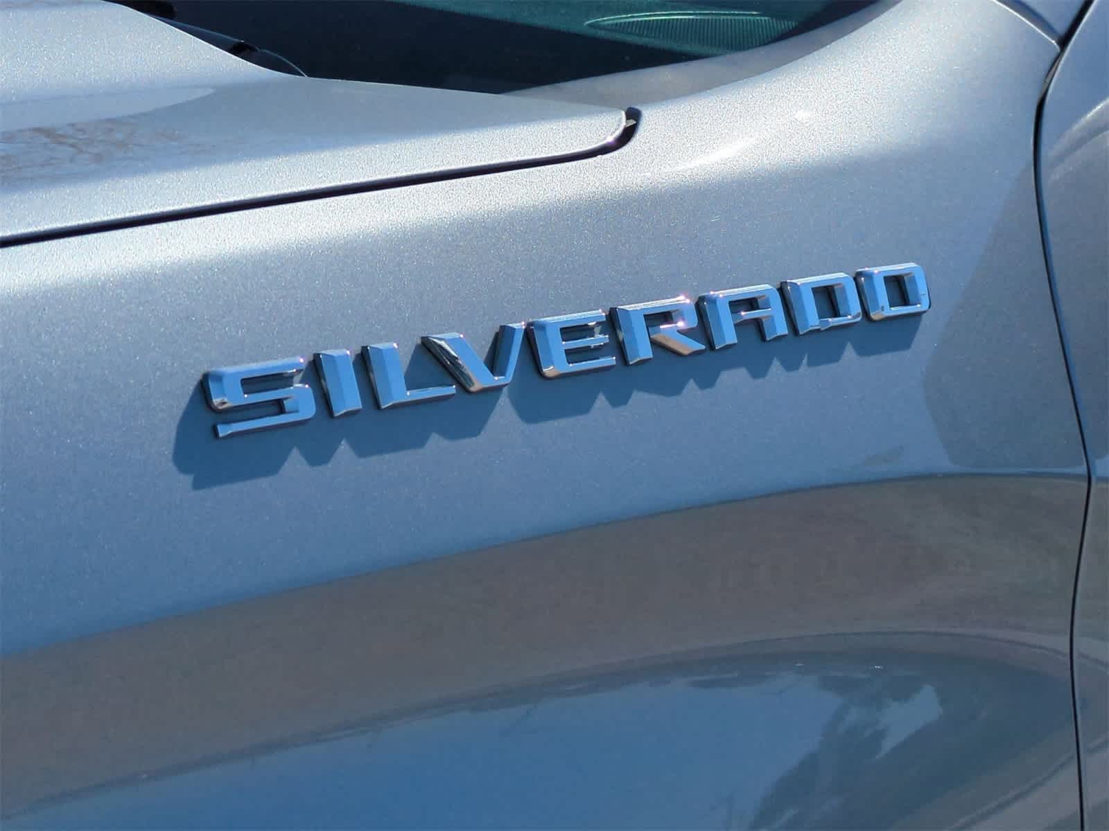 Thumbnail: 2023 Chevrolet Silverado 1500 - 30