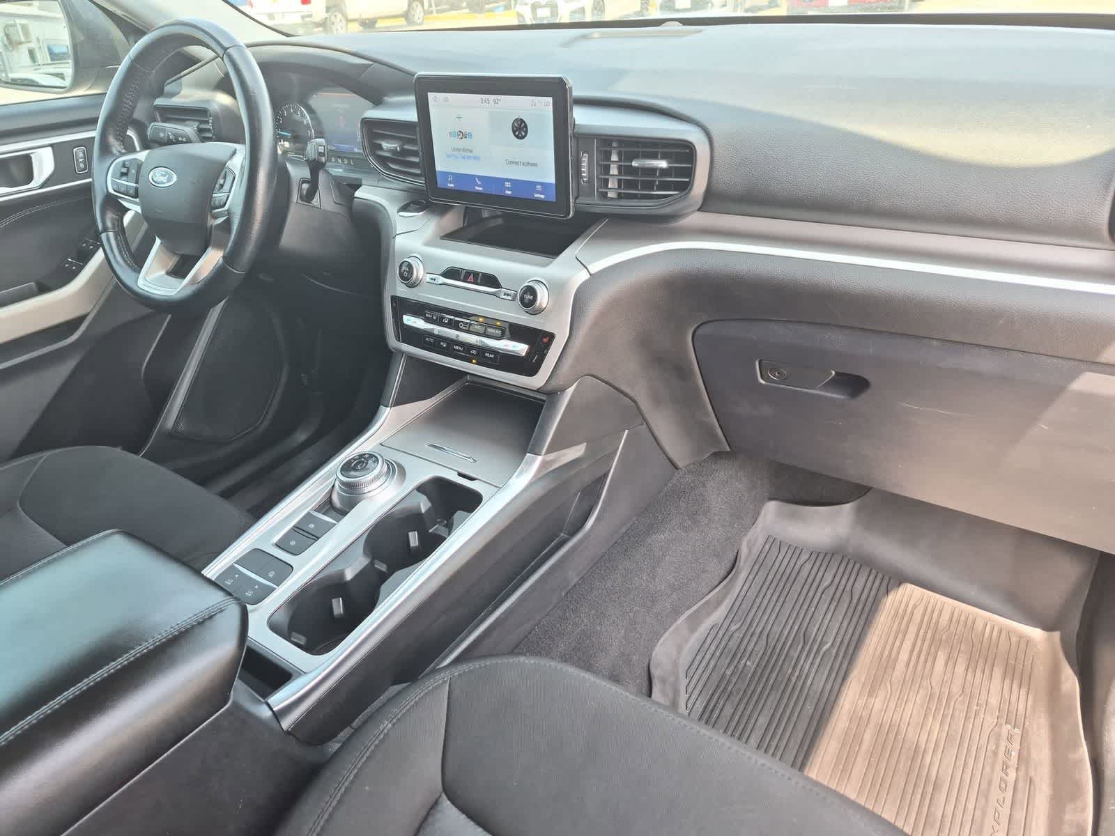 Thumbnail: 2022 Ford Explorer - 27