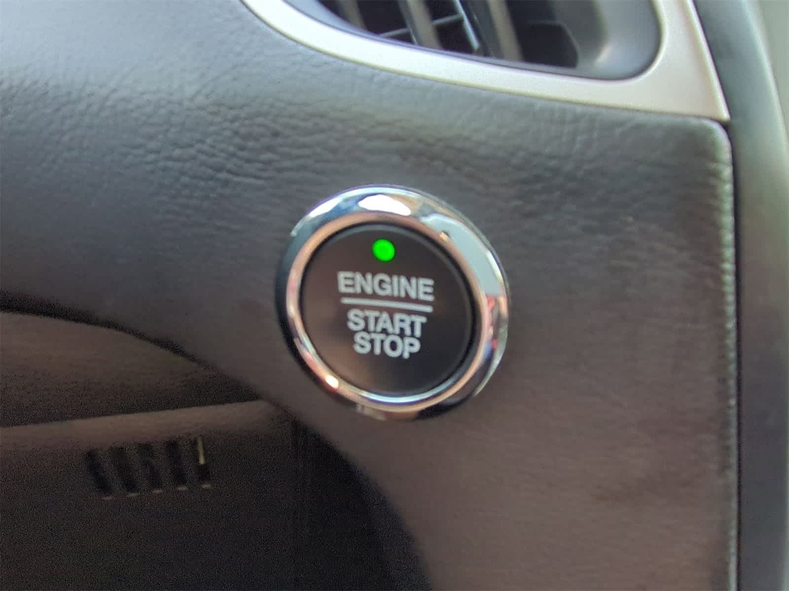 Thumbnail: 2023 Ford Edge - 16