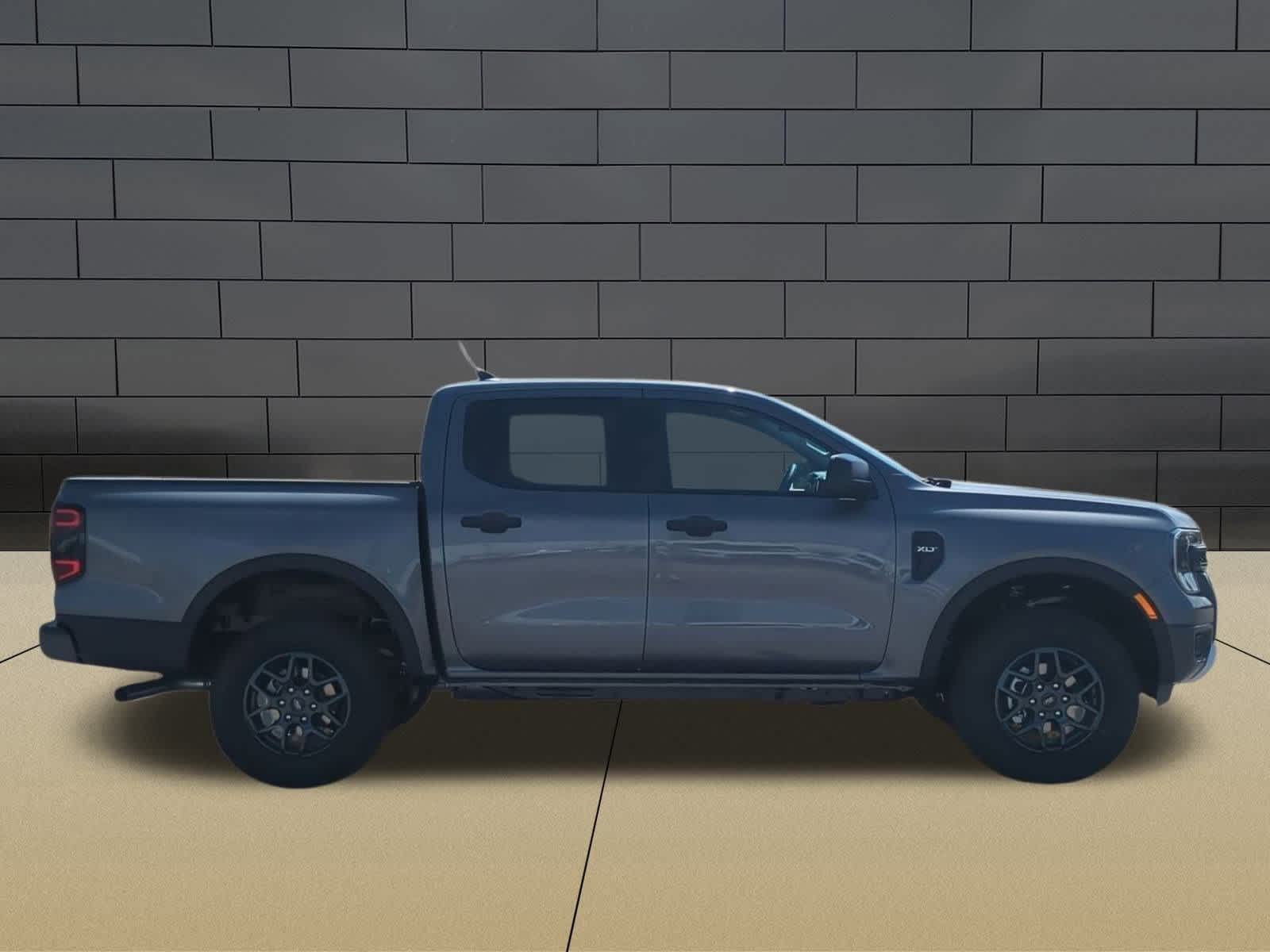 Thumbnail: 2025 Ford Ranger - 9