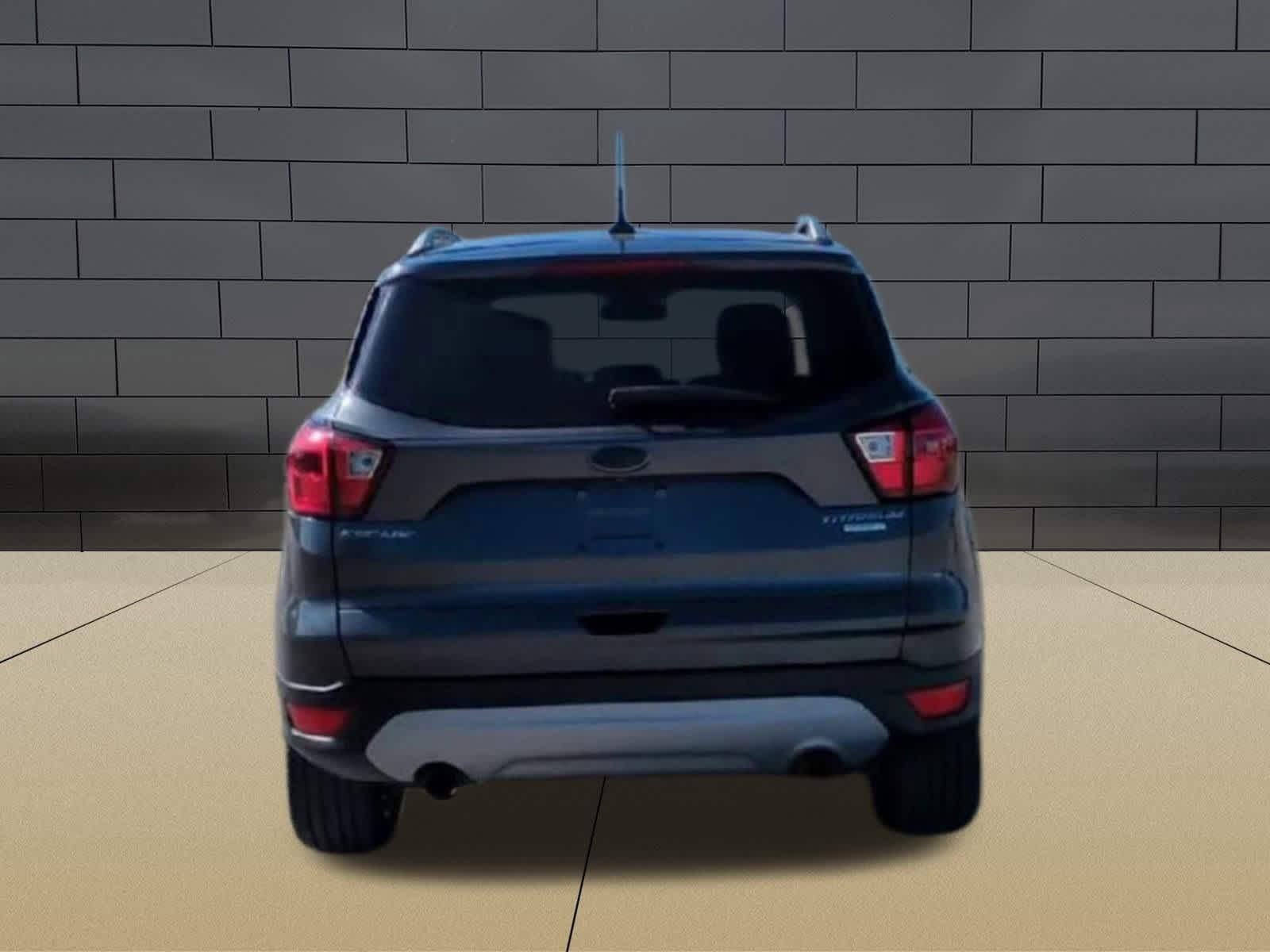 Thumbnail: 2019 Ford Escape - 7