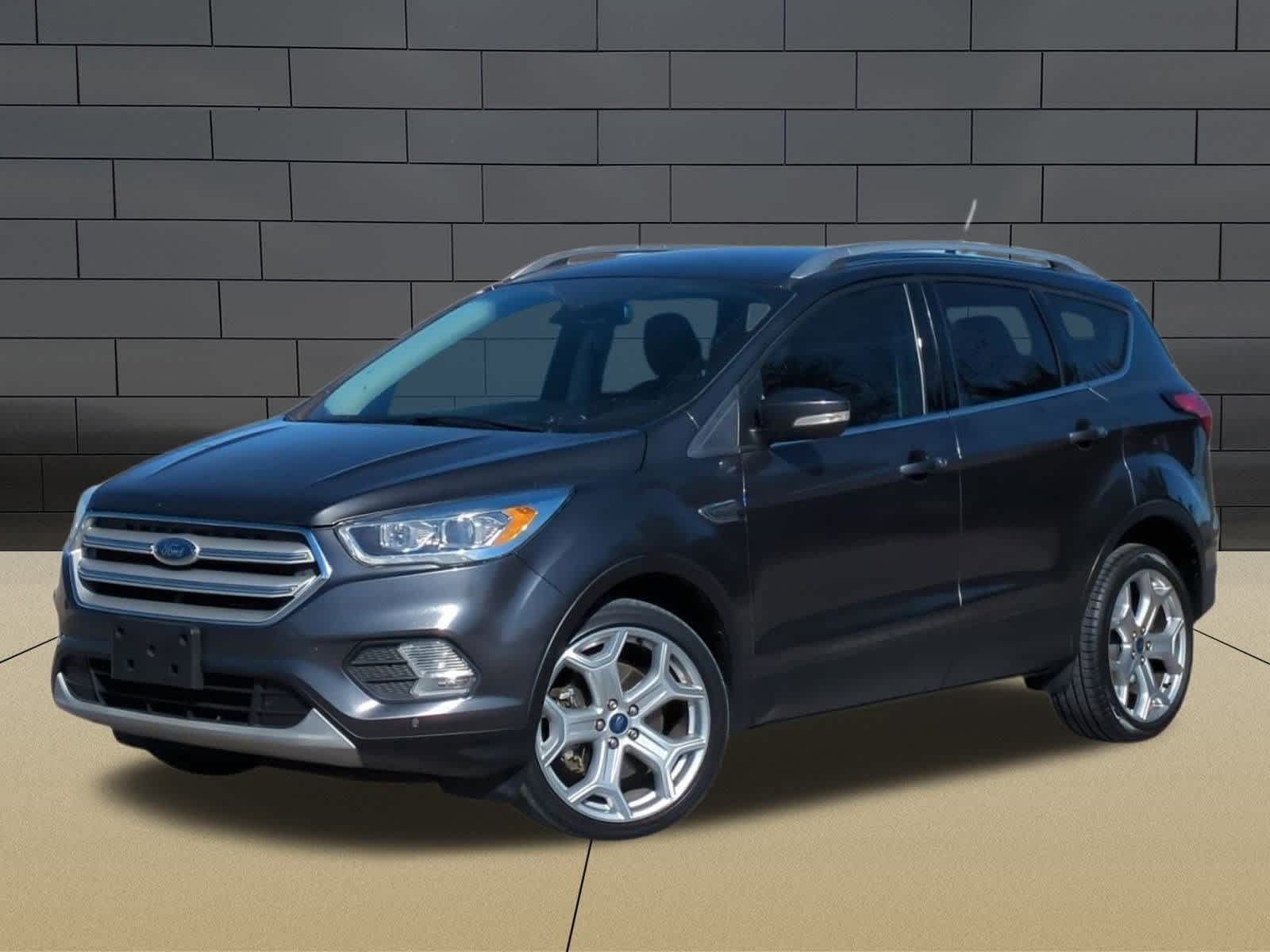 Thumbnail: 2019 Ford Escape - 1