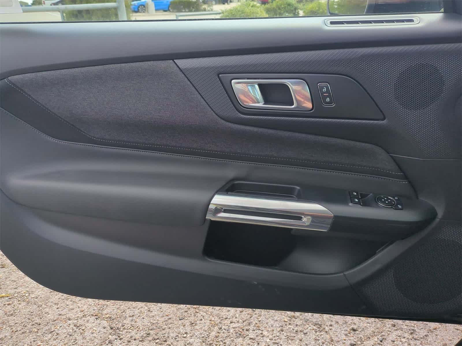 Thumbnail: 2025 Ford Mustang - 20