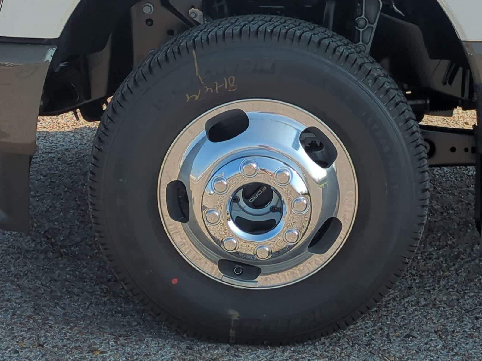 Thumbnail: 2026 Ford F-350 - 33