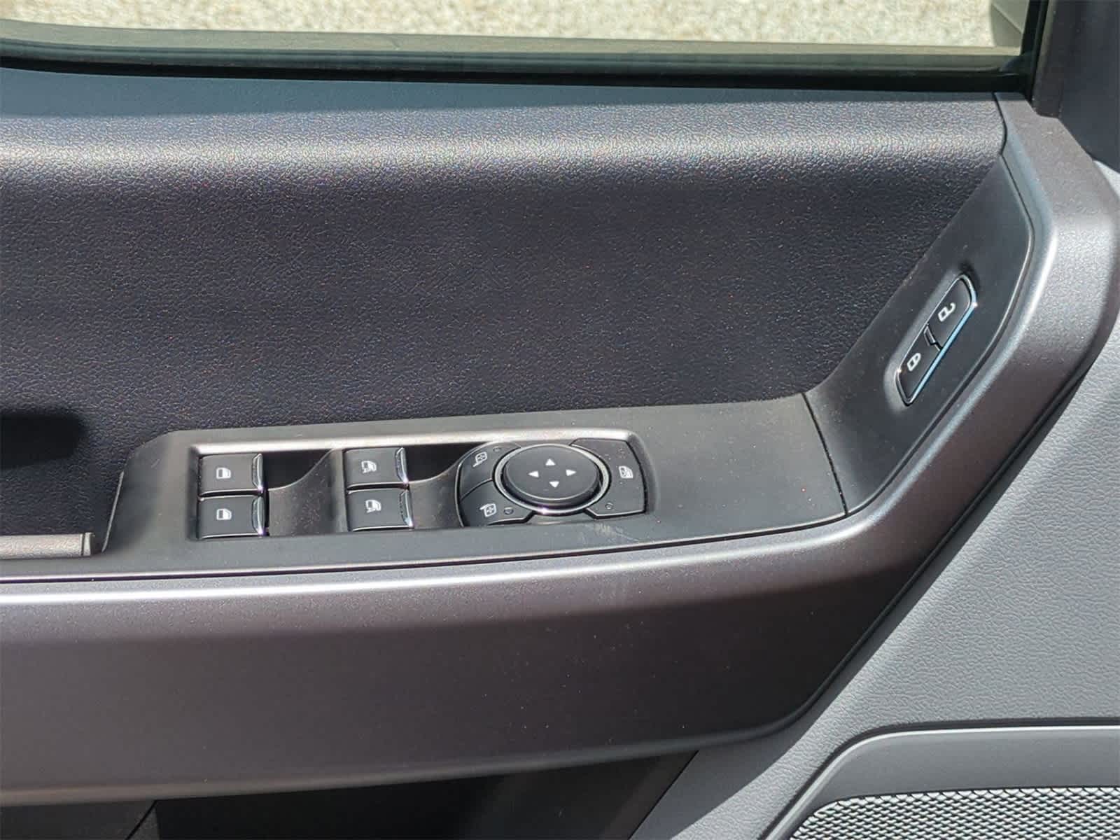 Thumbnail: 2025 Ford F-250 - 21