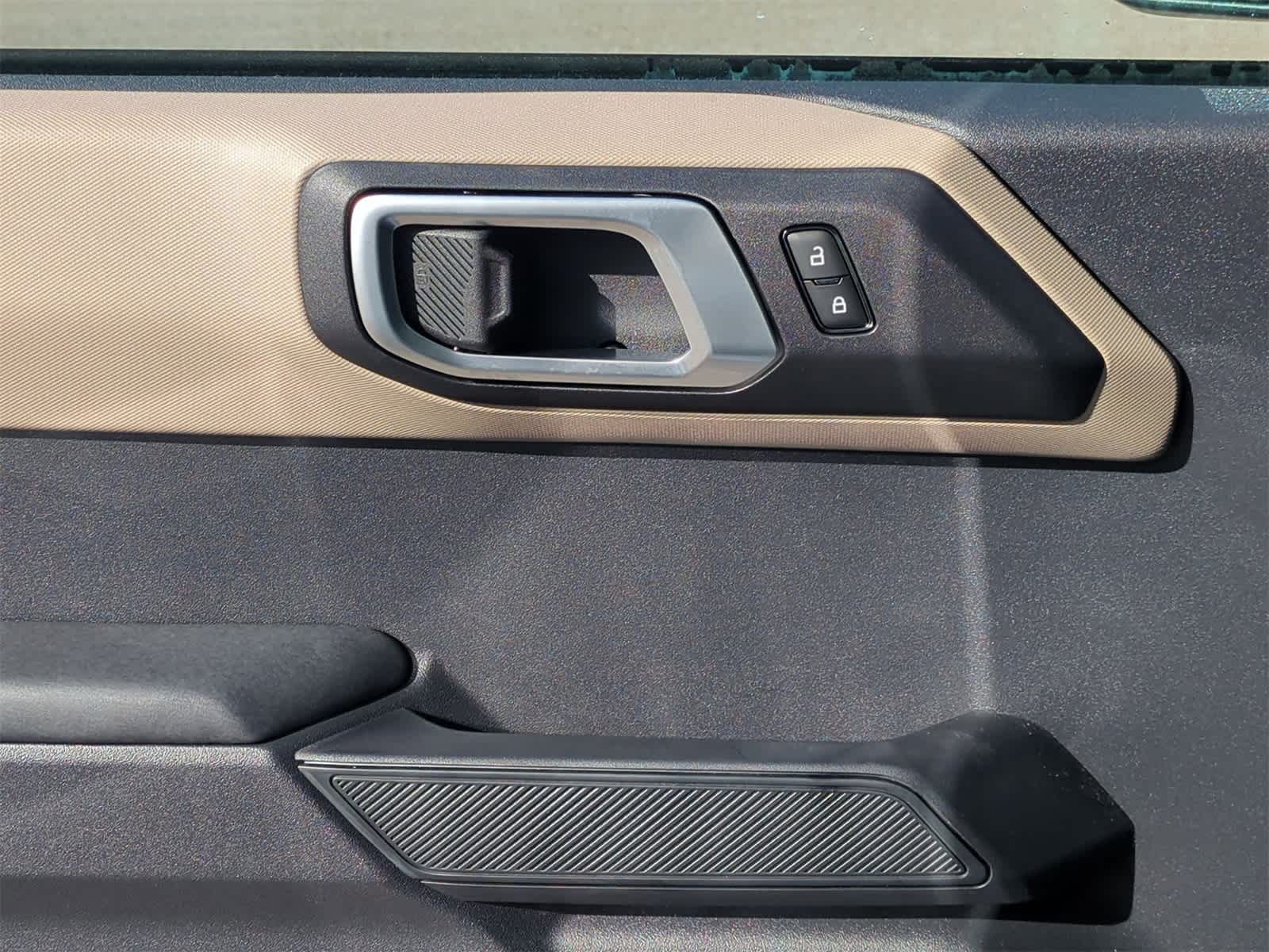 Thumbnail: 2025 Ford Bronco - 23