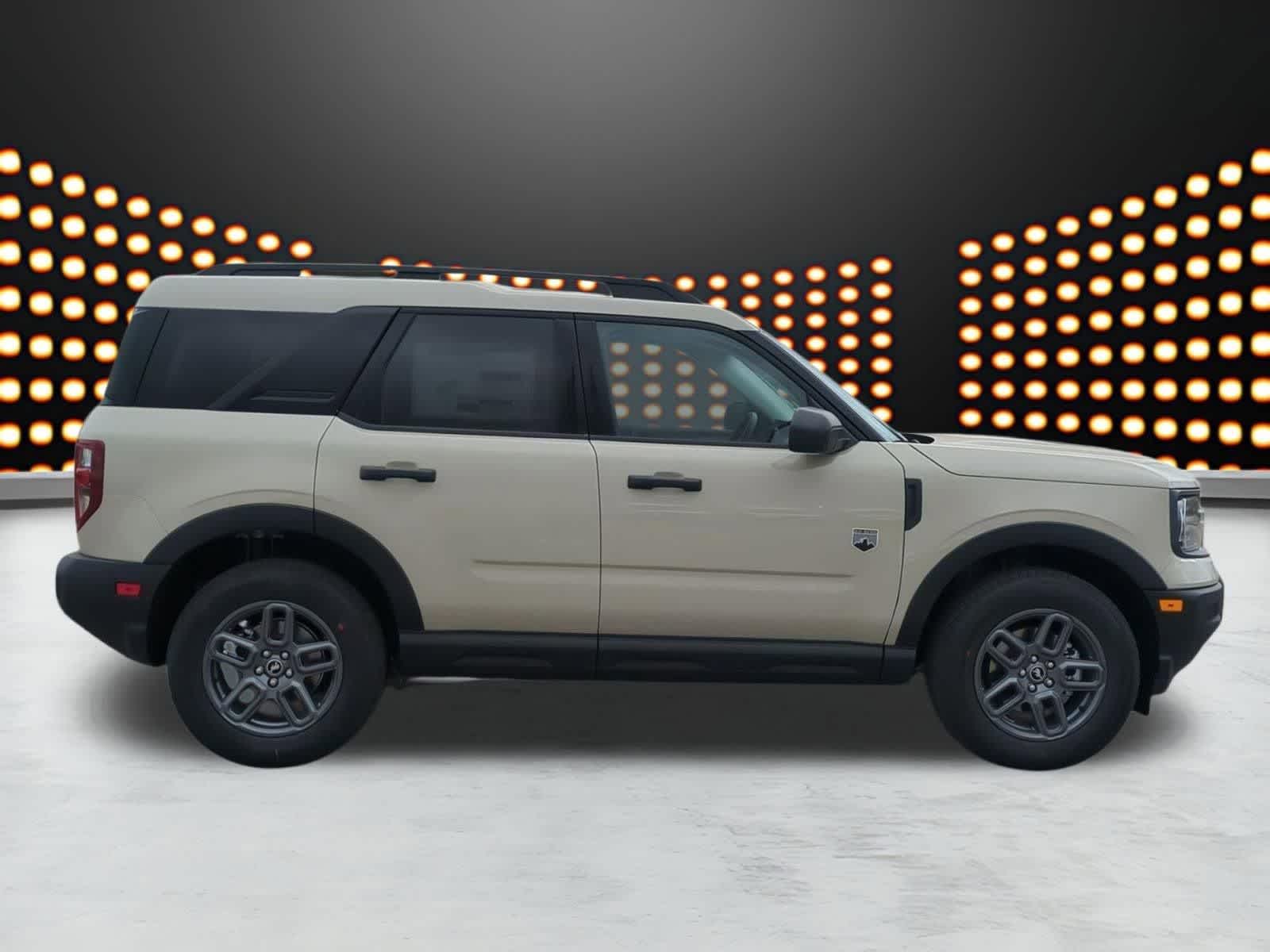 Thumbnail: 2025 Ford Bronco Sport - 9