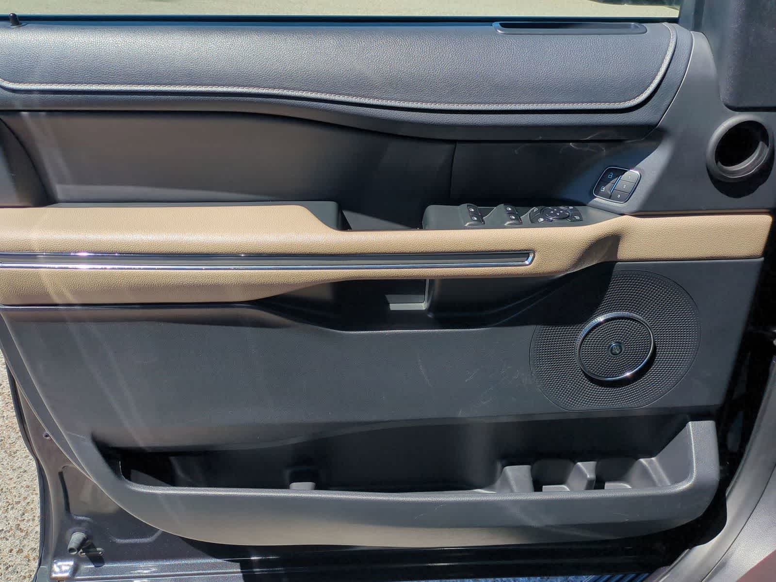 Thumbnail: 2024 Ford Expedition - 23