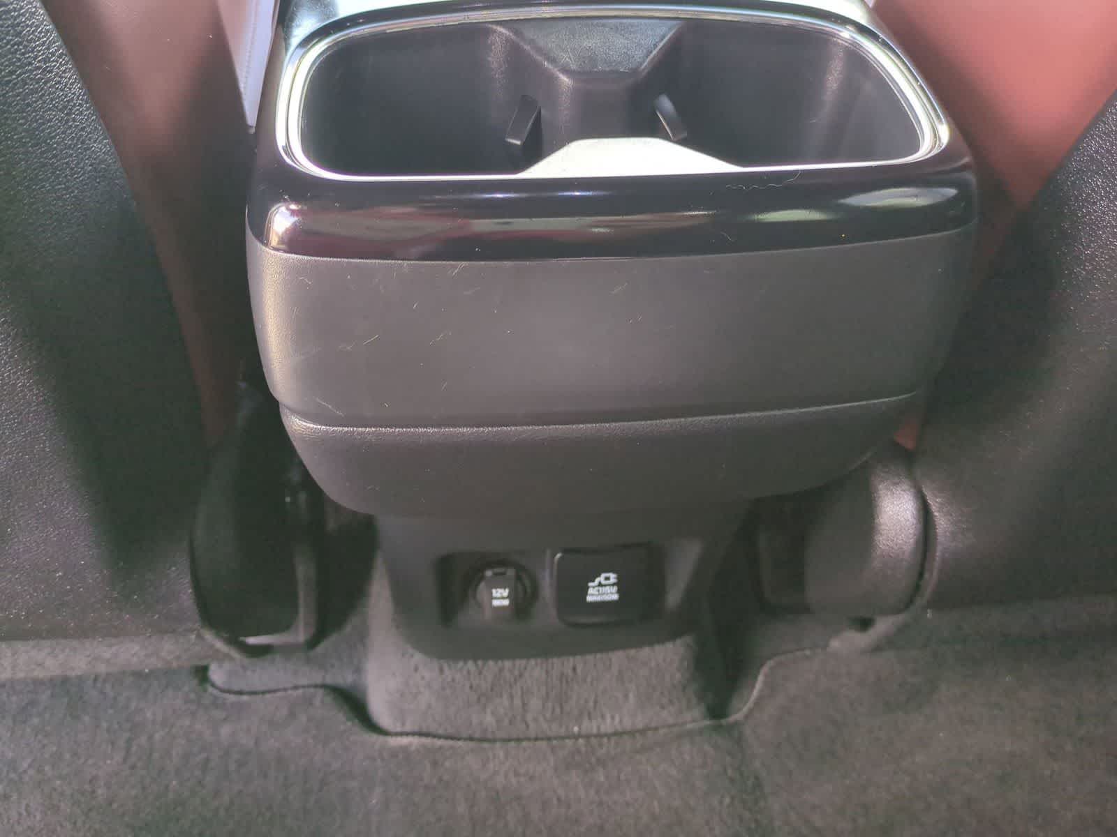 Thumbnail: 2023 Kia Telluride - 22