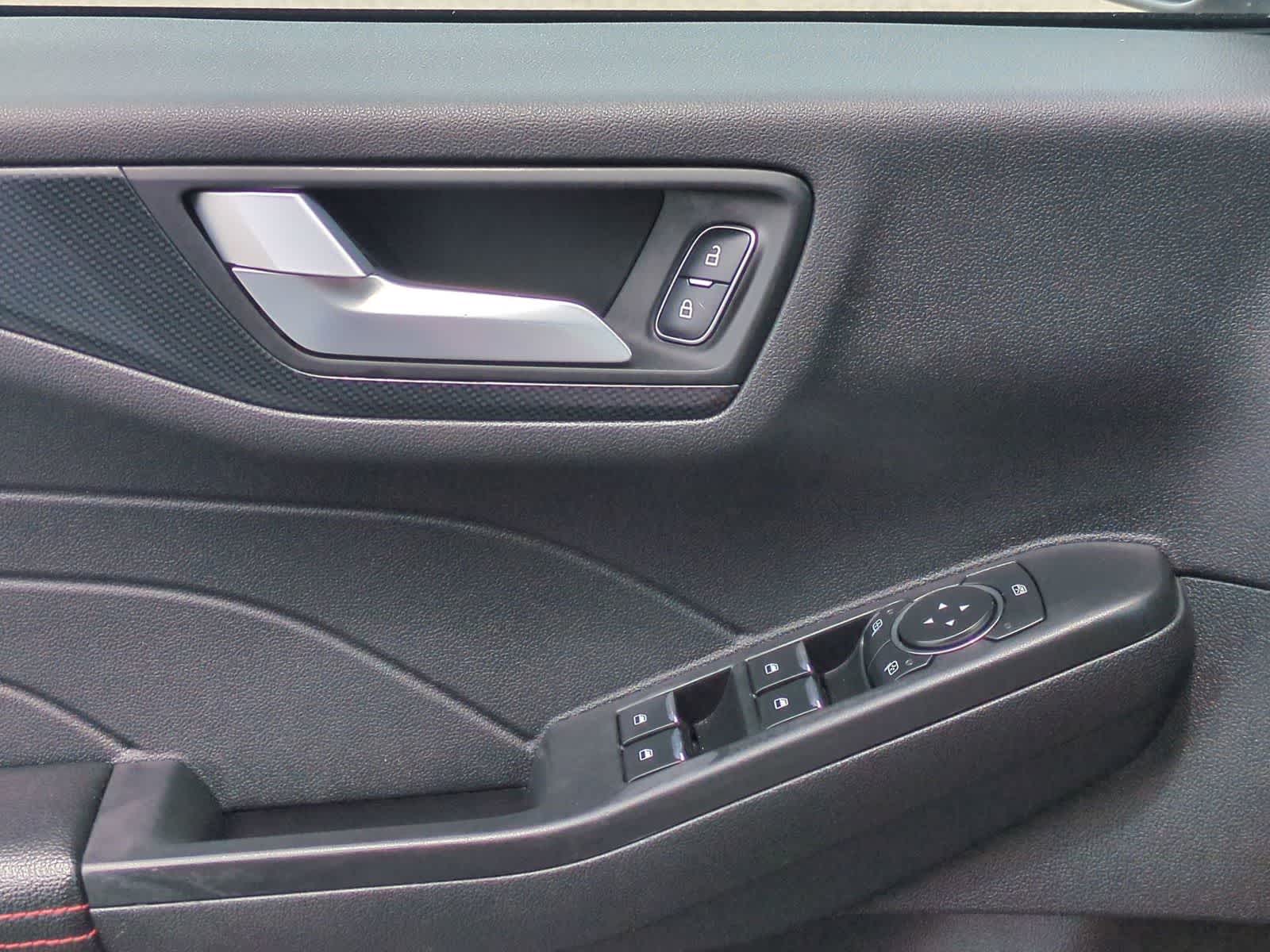 Thumbnail: 2025 Ford Escape - 22