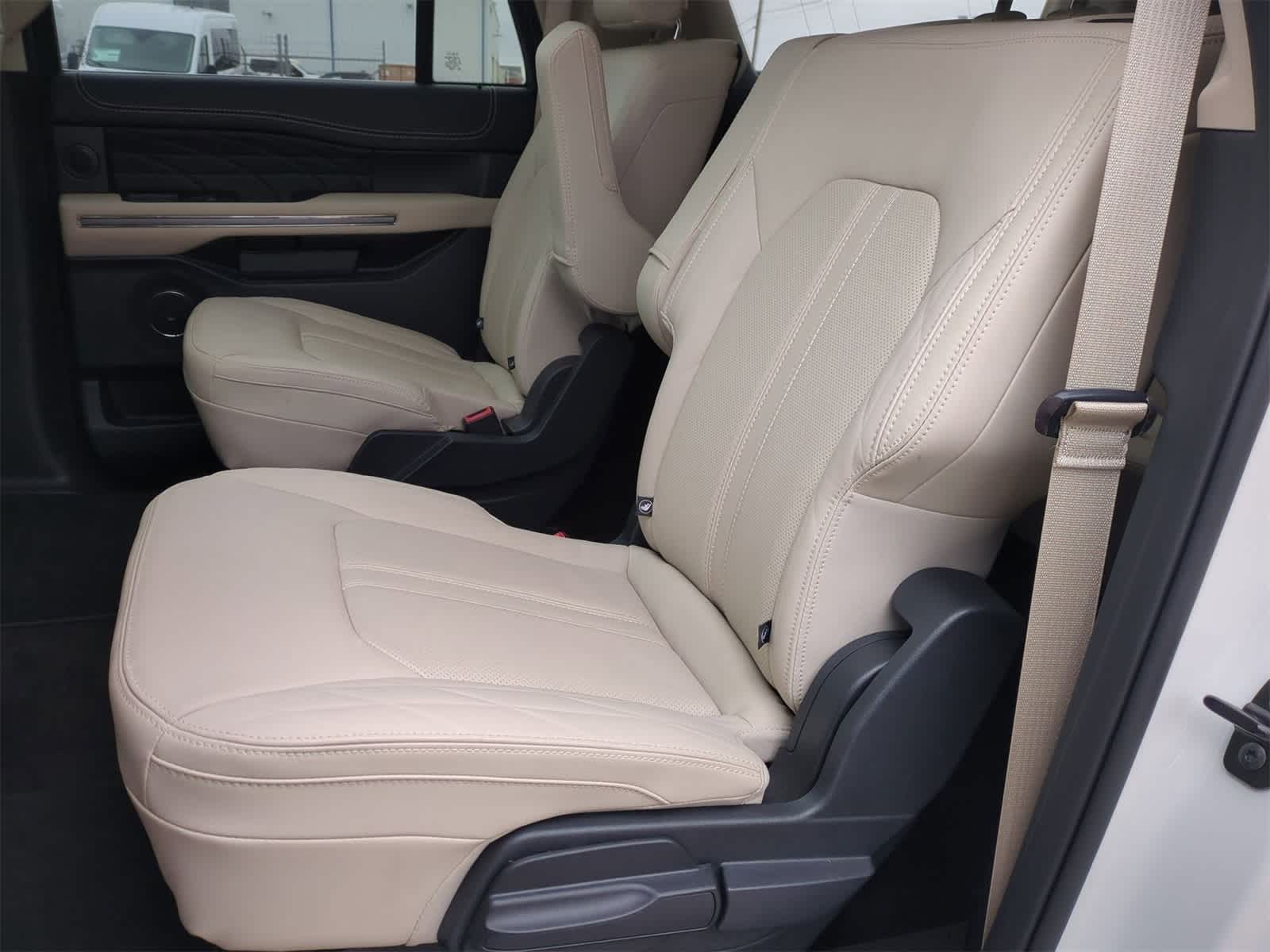 Thumbnail: 2023 Ford Expedition MAX - 25