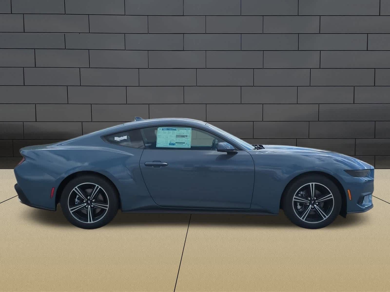 Thumbnail: 2025 Ford Mustang - 9