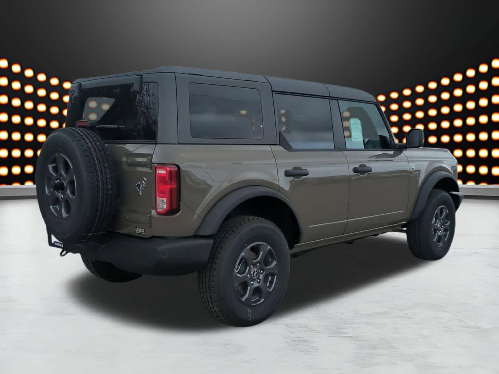 Thumbnail: 2025 Ford Bronco - 8