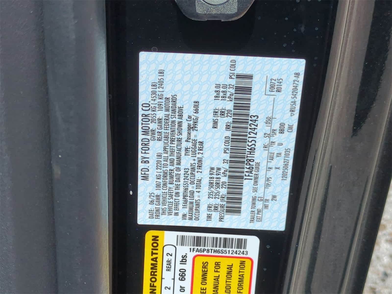 Thumbnail: 2025 Ford Mustang - 31