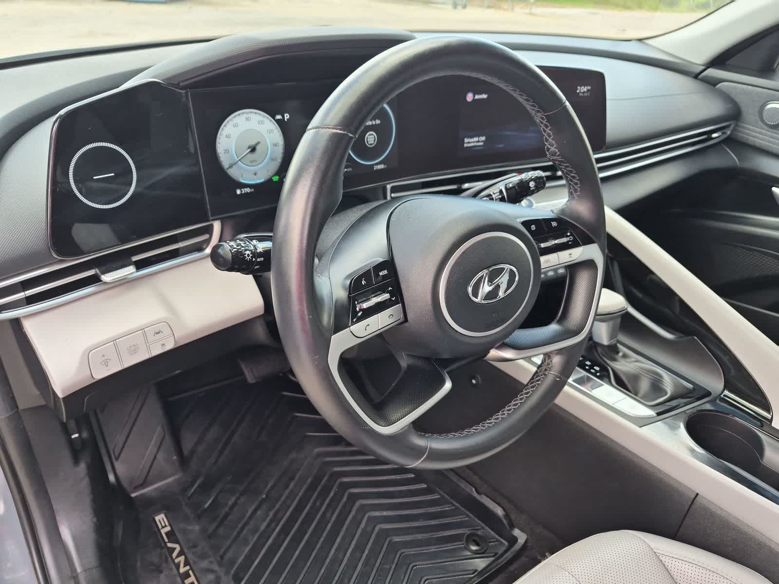 Thumbnail: 2022 Hyundai Elantra - 10