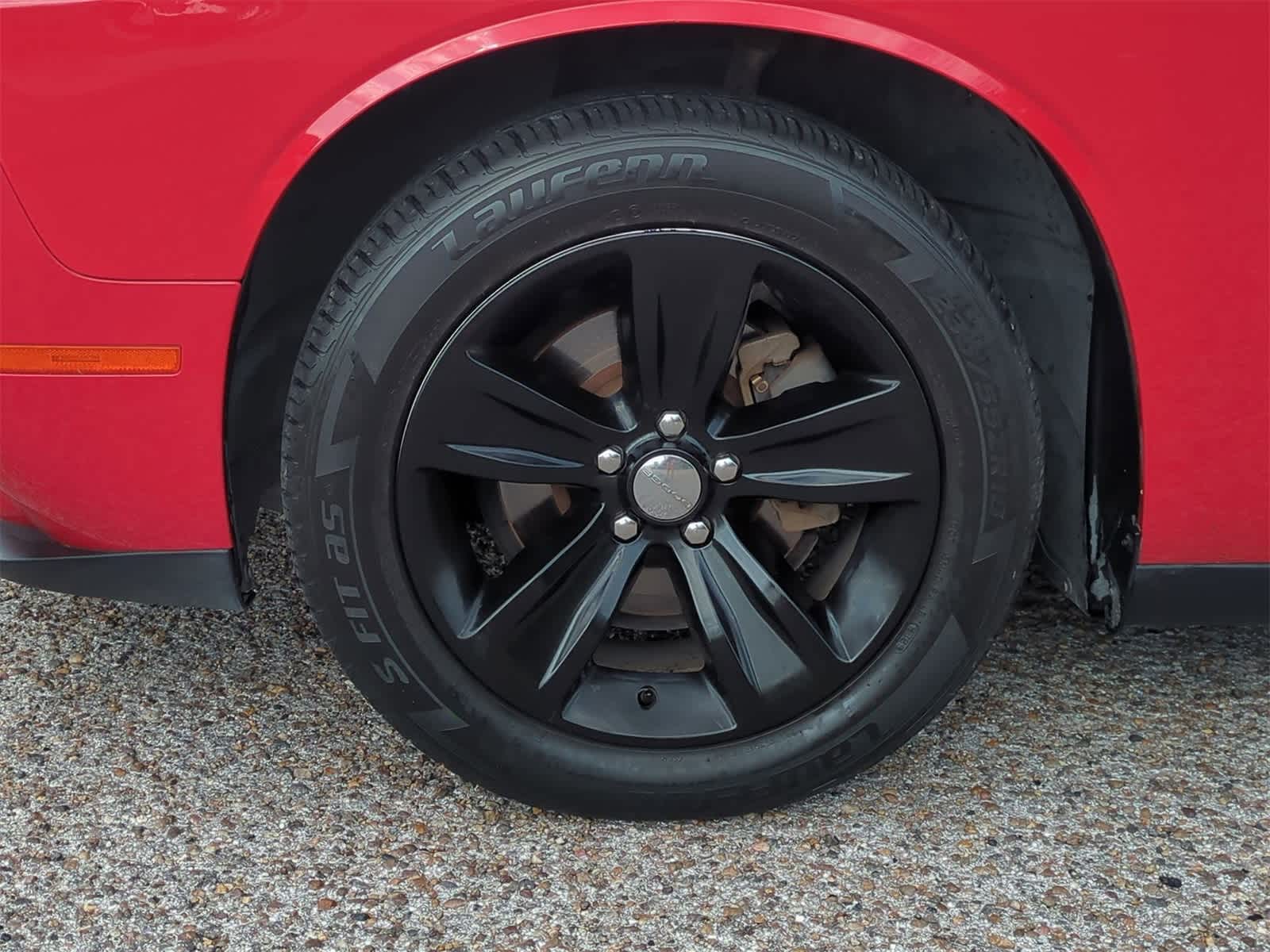 Thumbnail: 2016 Dodge Challenger - 30