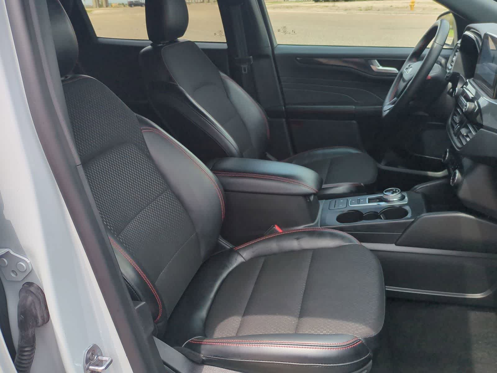 Thumbnail: 2025 Ford Escape - 26