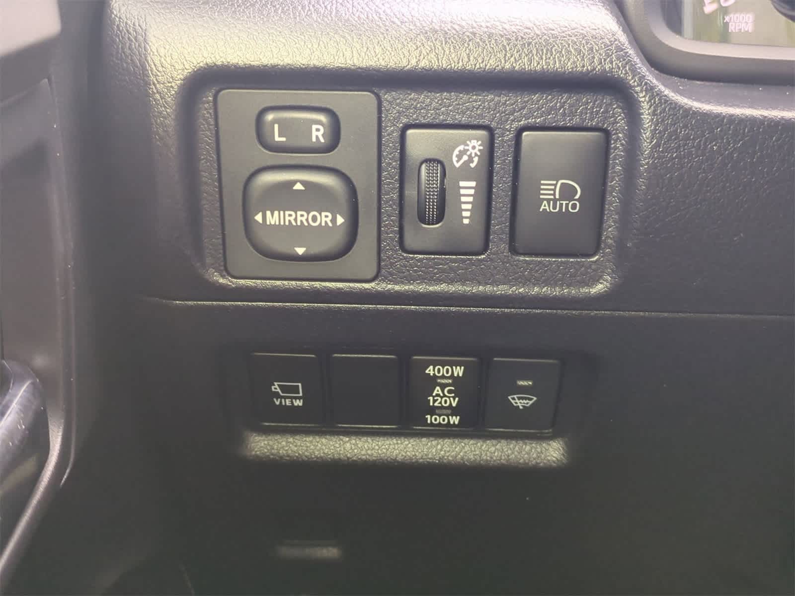 Thumbnail: 2022 Toyota 4Runner - 18