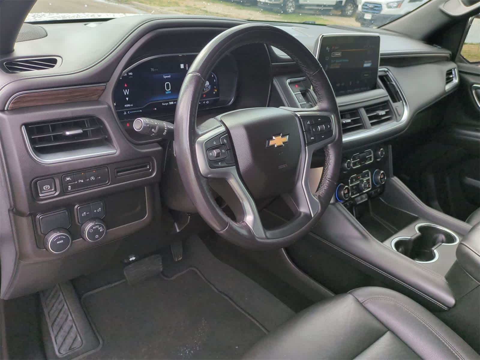 Thumbnail: 2023 Chevrolet Suburban - 10