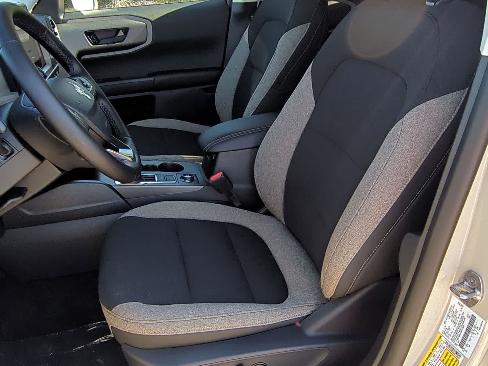 Thumbnail: 2025 Ford Bronco Sport - 18