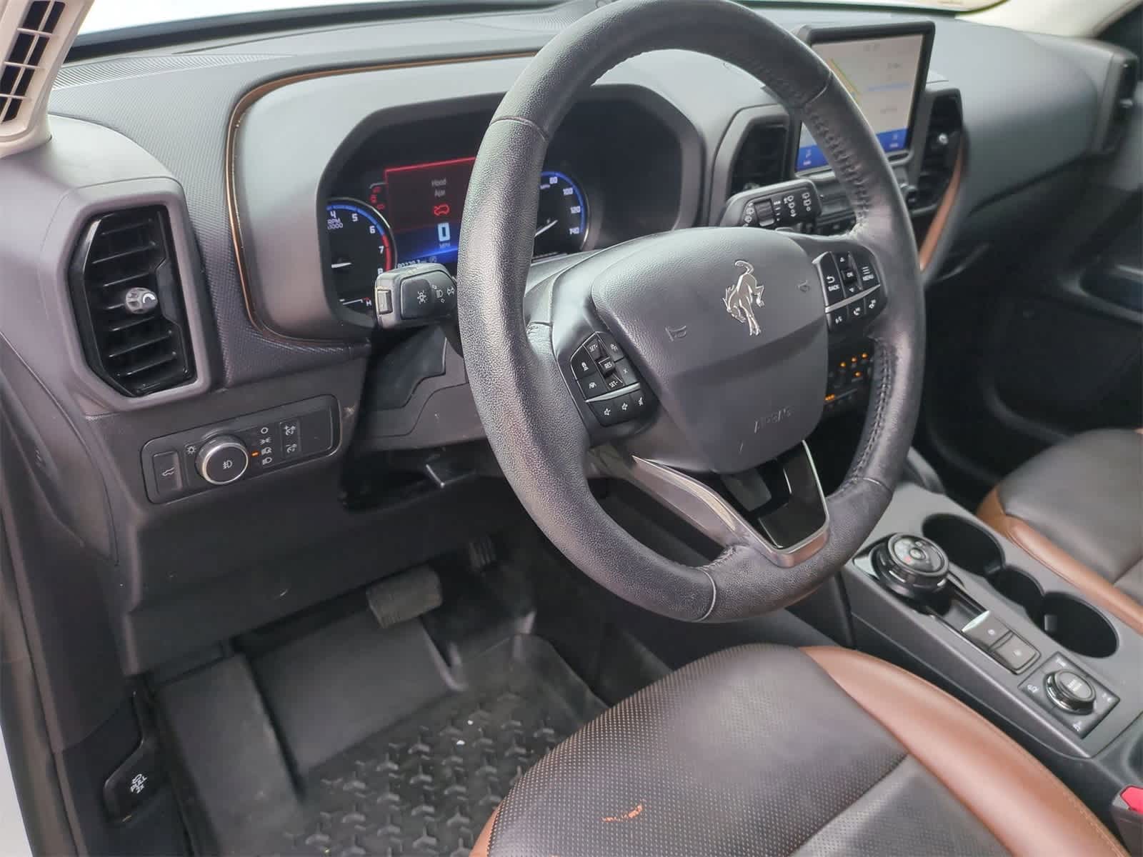 Thumbnail: 2021 Ford Bronco Sport - 10