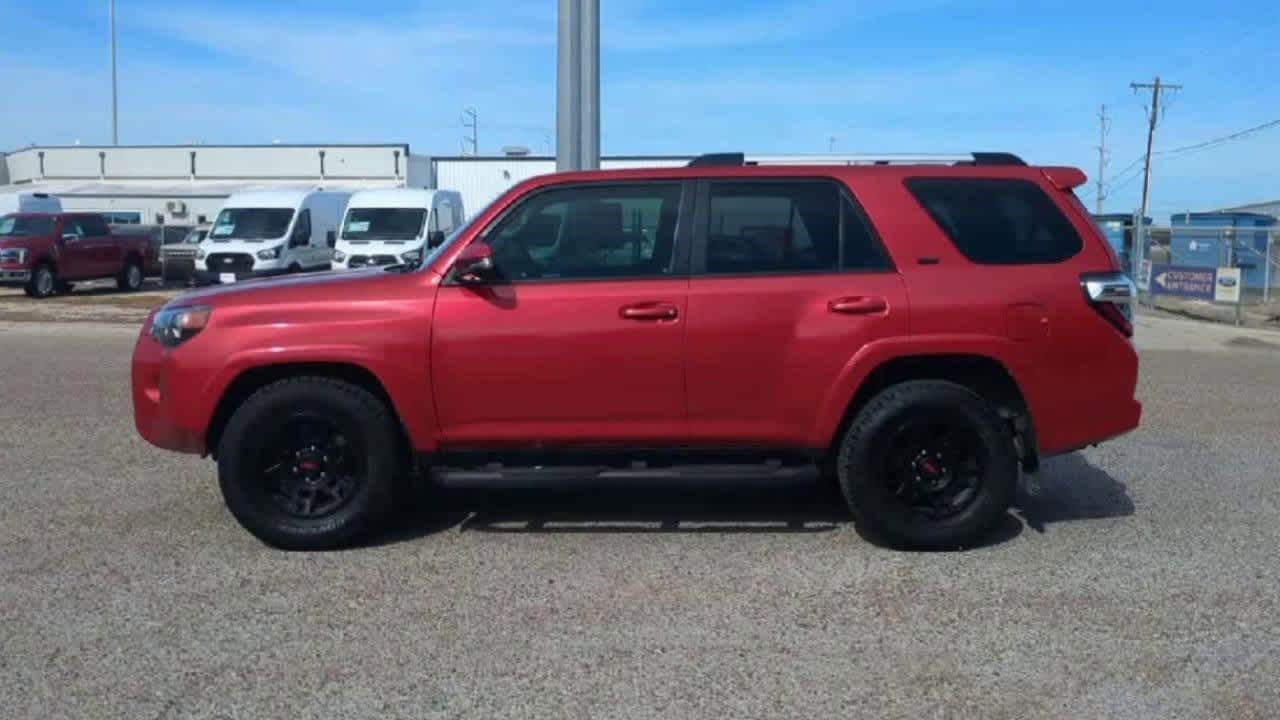 Thumbnail: 2022 Toyota 4Runner - 5