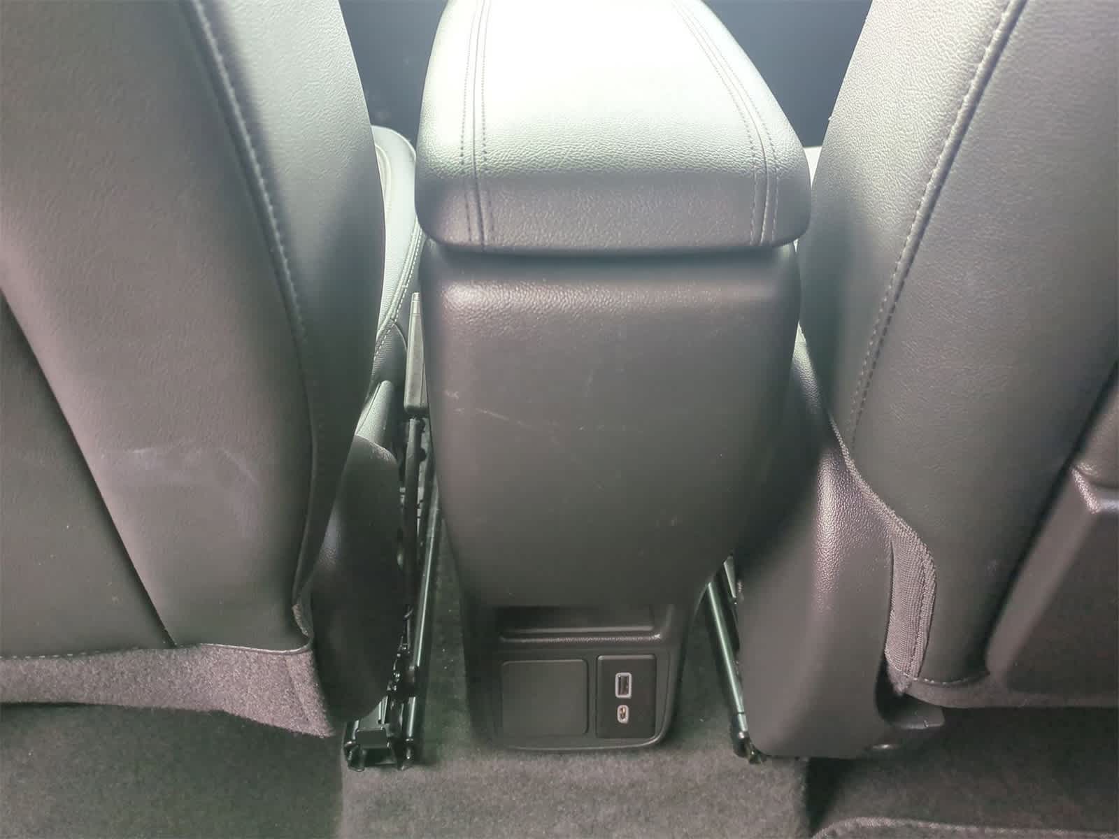 Thumbnail: 2022 Buick Encore GX - 21