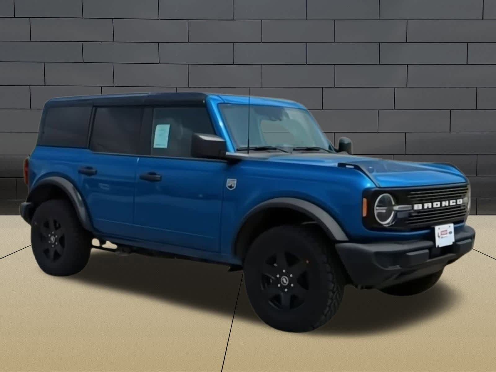 2025 Ford Bronco Big Bend photo 2