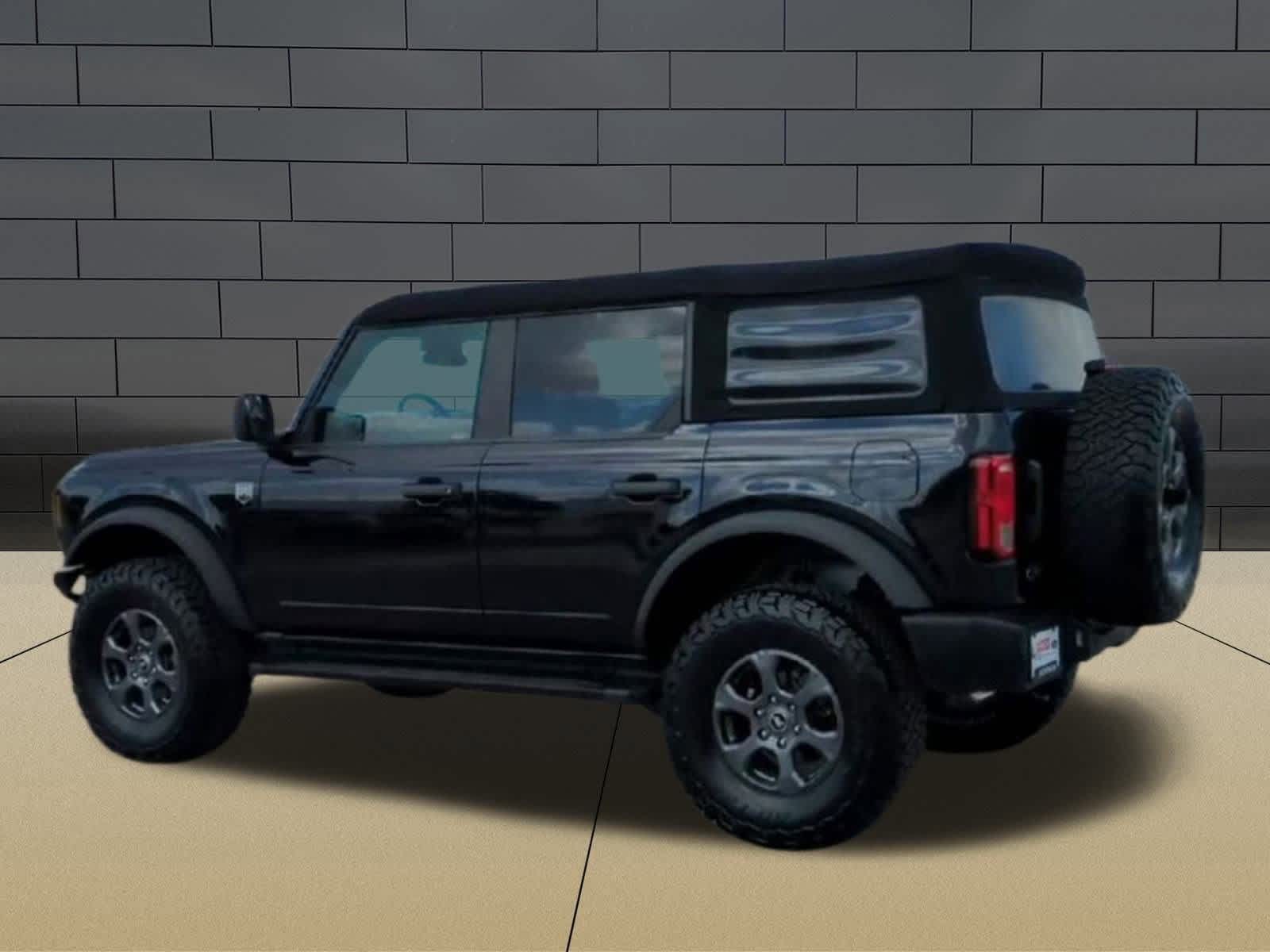 Thumbnail: 2022 Ford Bronco - 6