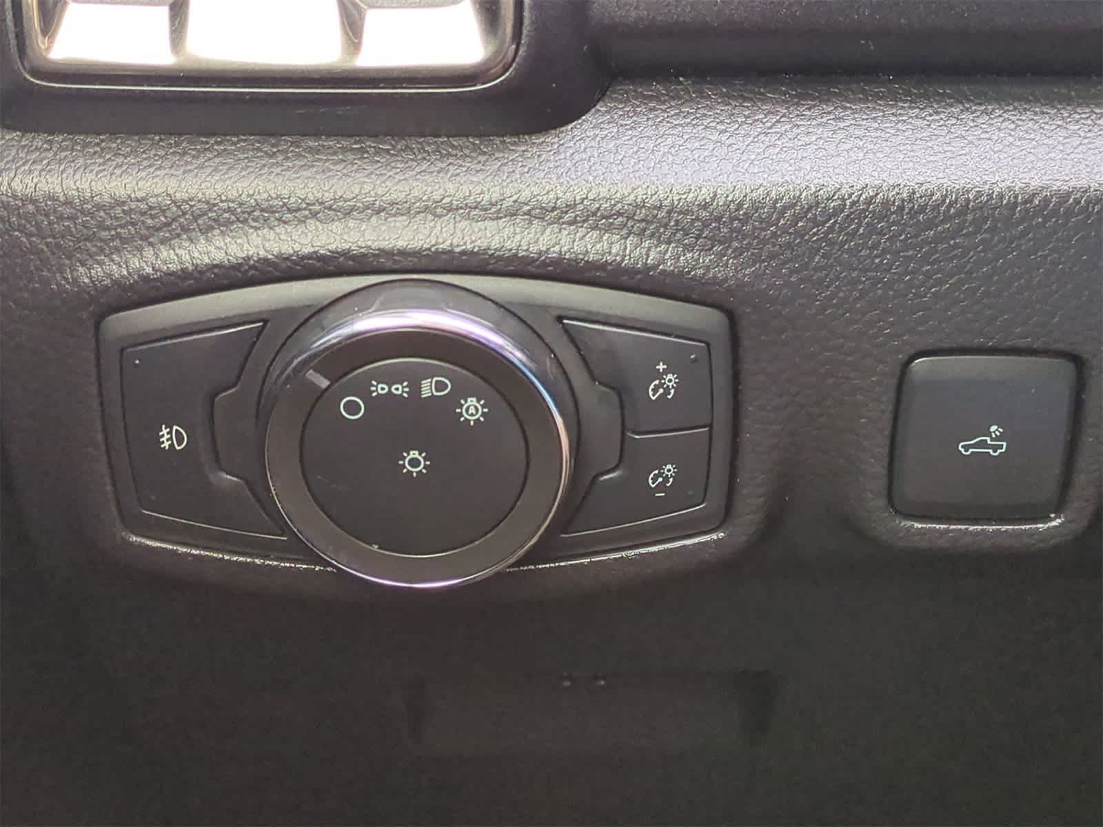 Thumbnail: 2022 Ford Ranger - 16