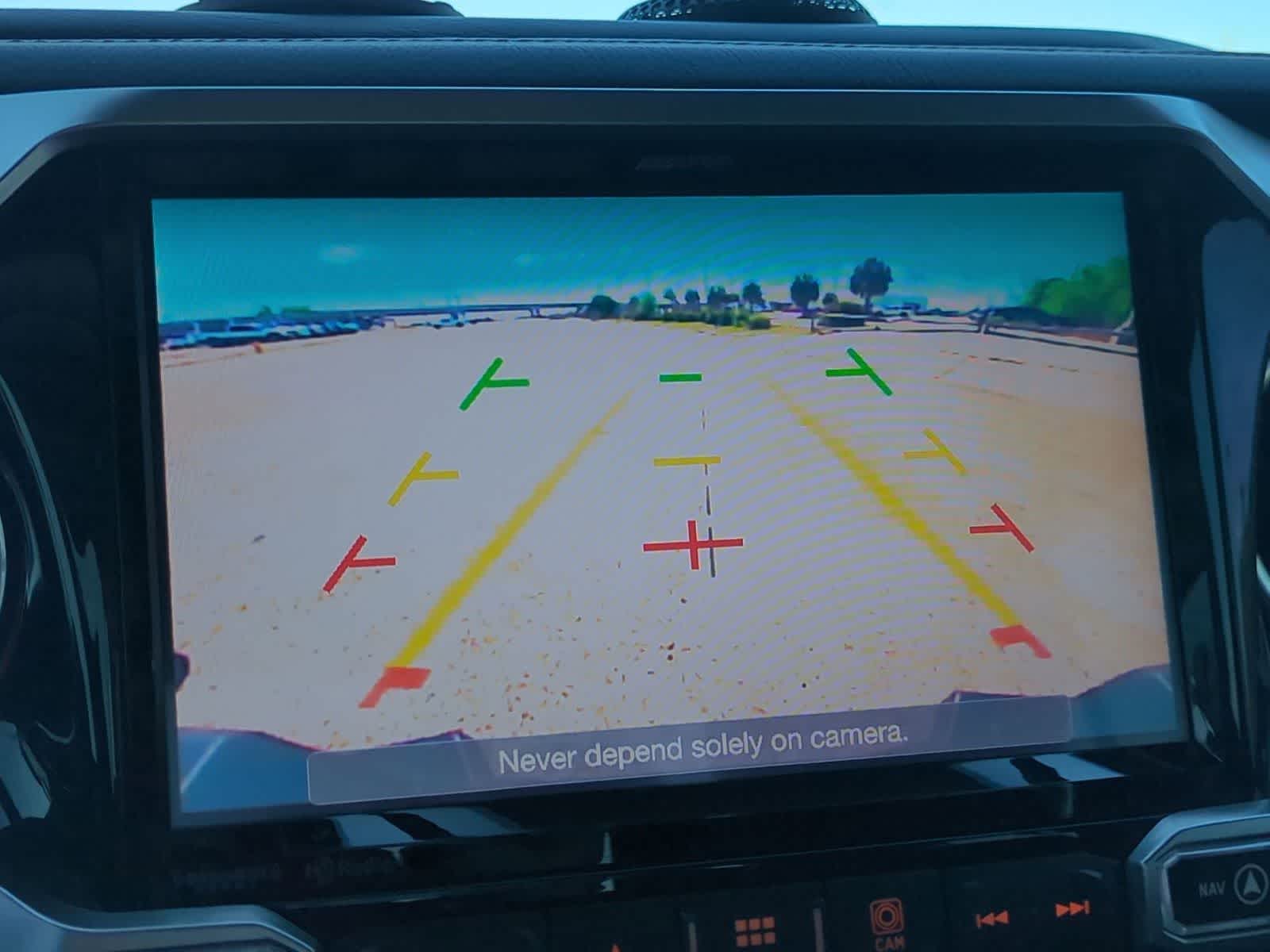 Thumbnail: 2022 Jeep Gladiator - 14