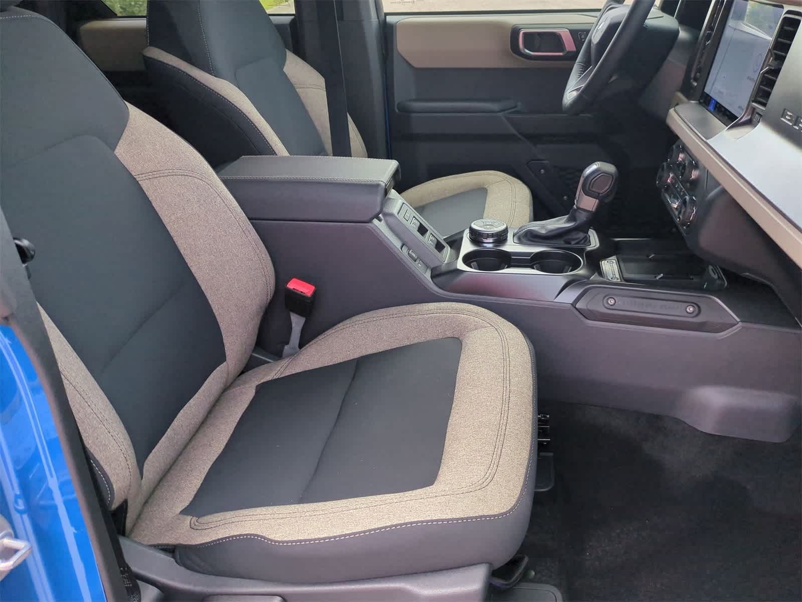 Thumbnail: 2025 Ford Bronco - 27