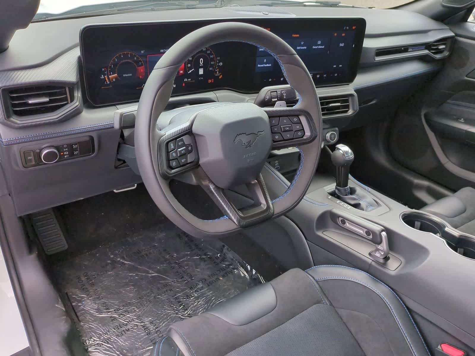 Thumbnail: 2025 Ford Mustang - 10