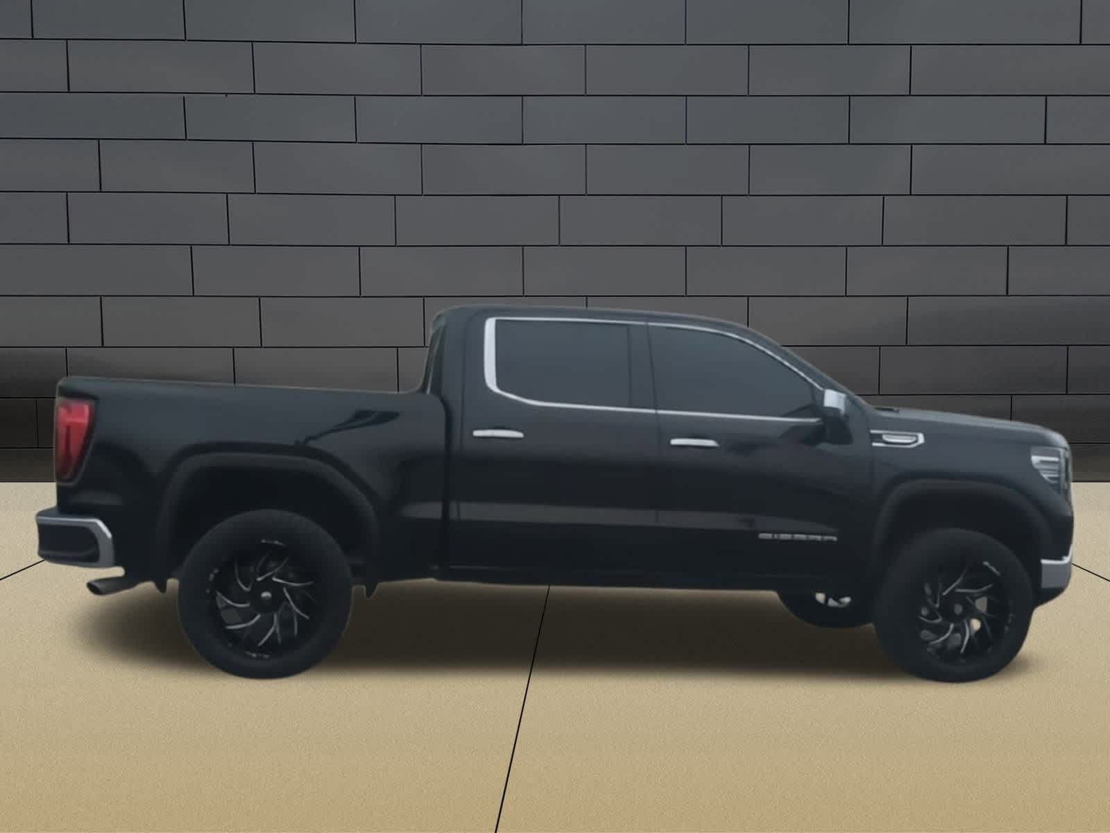 Thumbnail: 2023 GMC Sierra 1500 - 3
